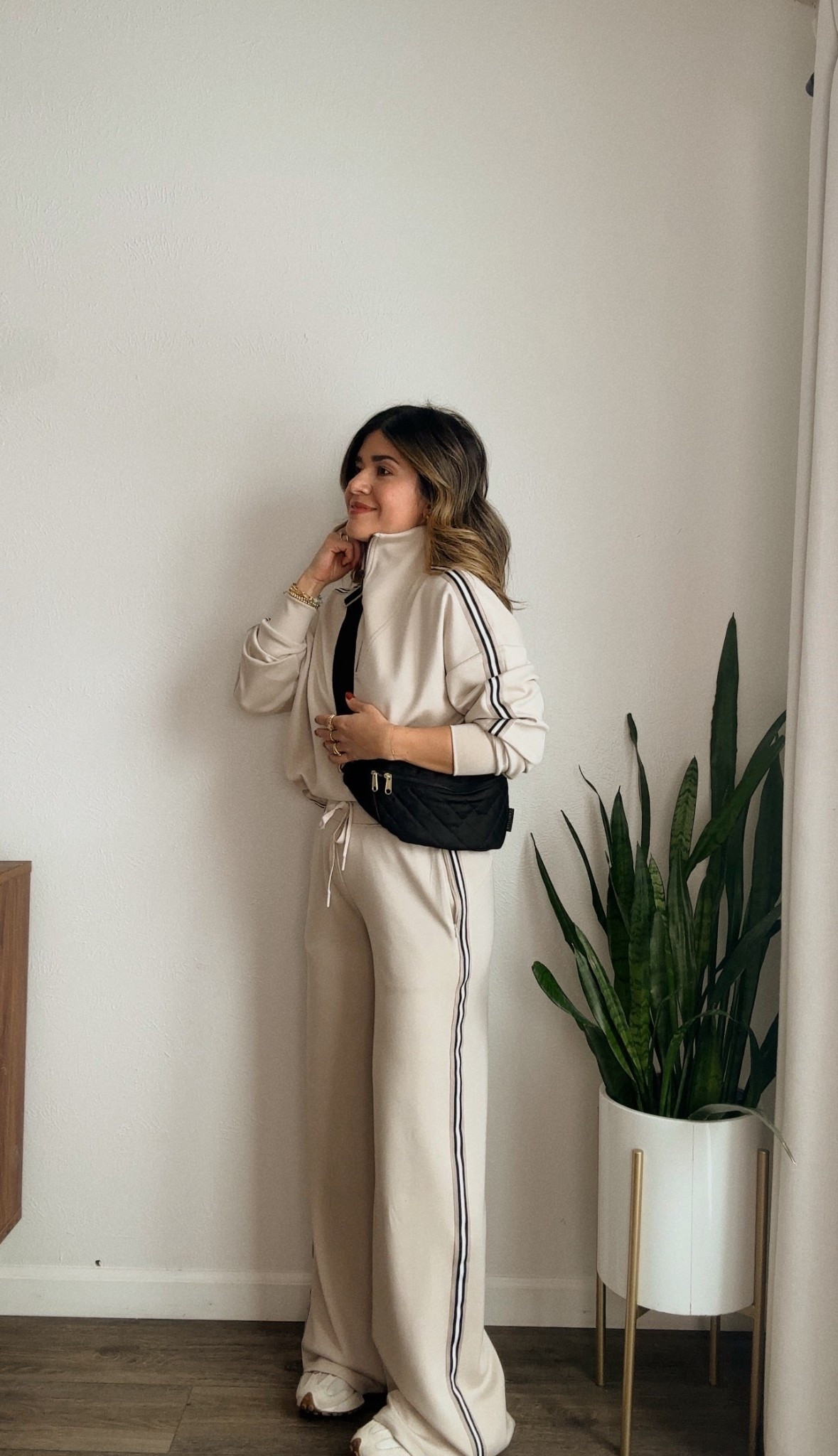 How chic is this outfit via @Alp N Rock ! It’s the perfect travel outfit! I went up a size on this half zip sweater for a loose fit but both pieces run true to size. 
The oats fit like a glove! Love them🤌🏻
Sweater size small
Pants size xs

#LTKMothersDay #LTKTravel #LTKActive