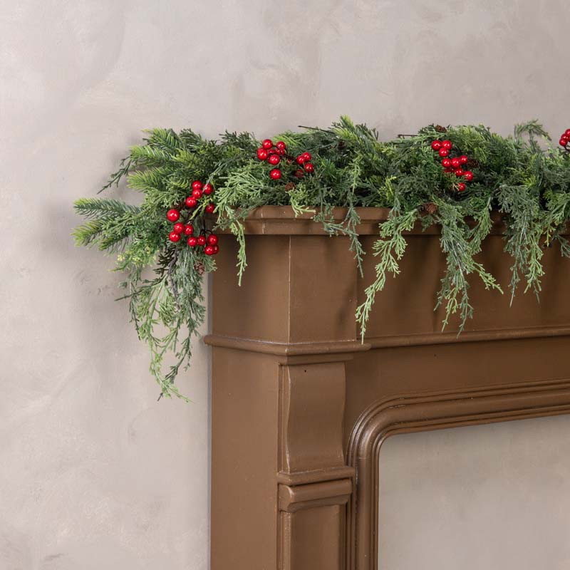 Pine and Berries Garland - Green | The Company Store
