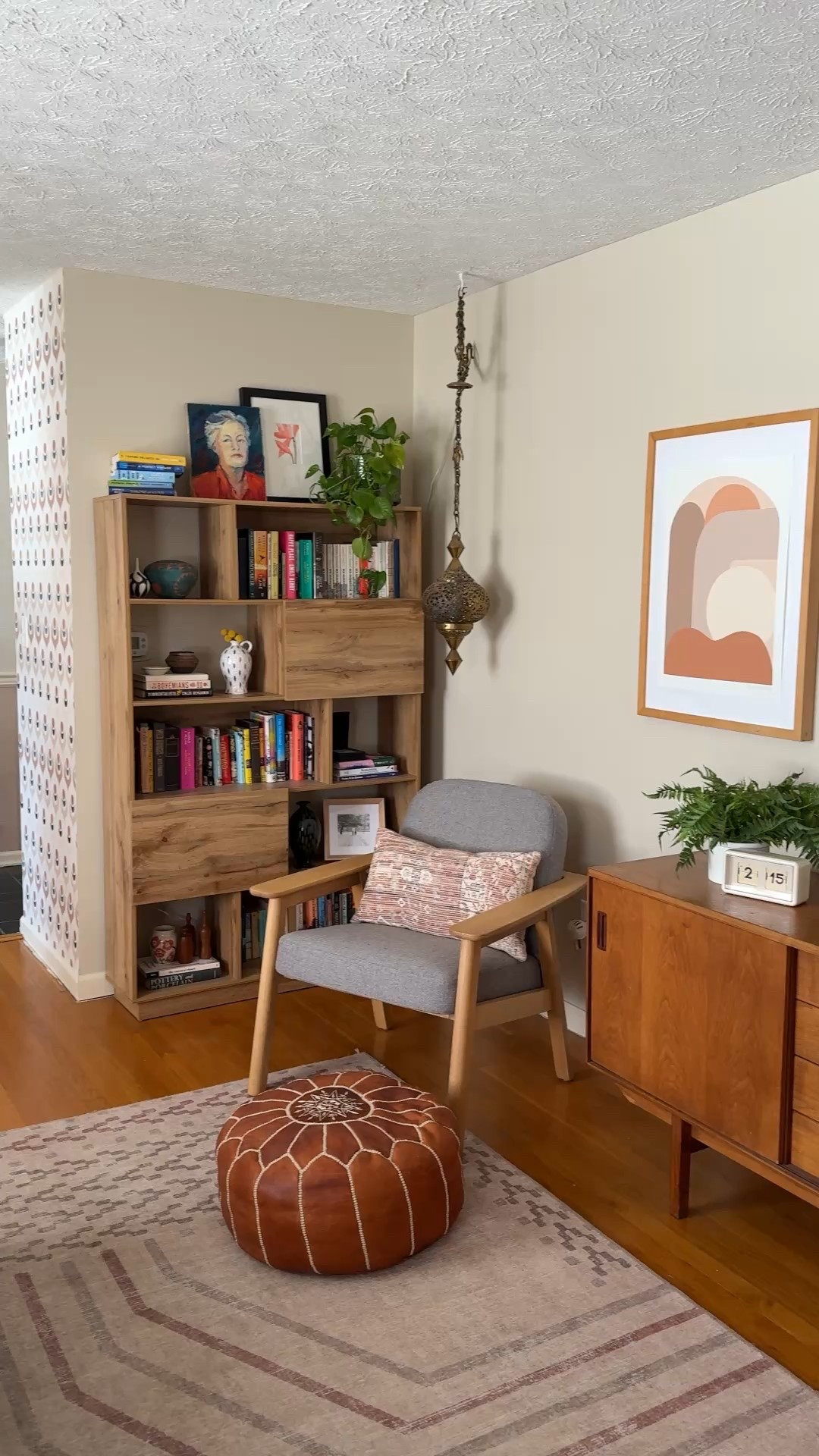 Create your own tbr book nook with these shelf and side chair combinations, plus some of my current favorite novels ⭐️

#LTKHome