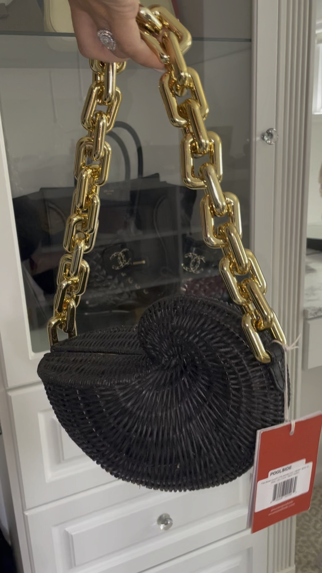 I am loving poolside bags this 
summer. The black shell is so chic. 
This bag is under $300. also comes in tan. Check out my other favorites.
Shell obsessed. 
Rattan bags
Shell purse
Resortwear
Vacation inspo 
Shell bags 
Conch bags
Perfect vacation bag 
Black and gold summer purse 
SOF outfit inspo 
Beach vacation inspo 
Mommy & me purse 
Mommy & me matching purse 

#LTKeurope #LTKitbag #LTKtravel