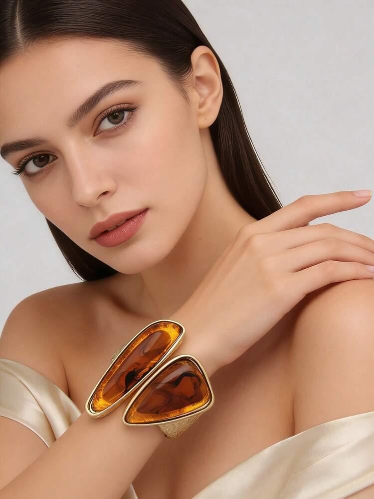 1pc Luxury Exaggerated Gold Outline Asymmetrical Coffee Color Resin Bracelet, Gift For Family, Fr... | SHEIN