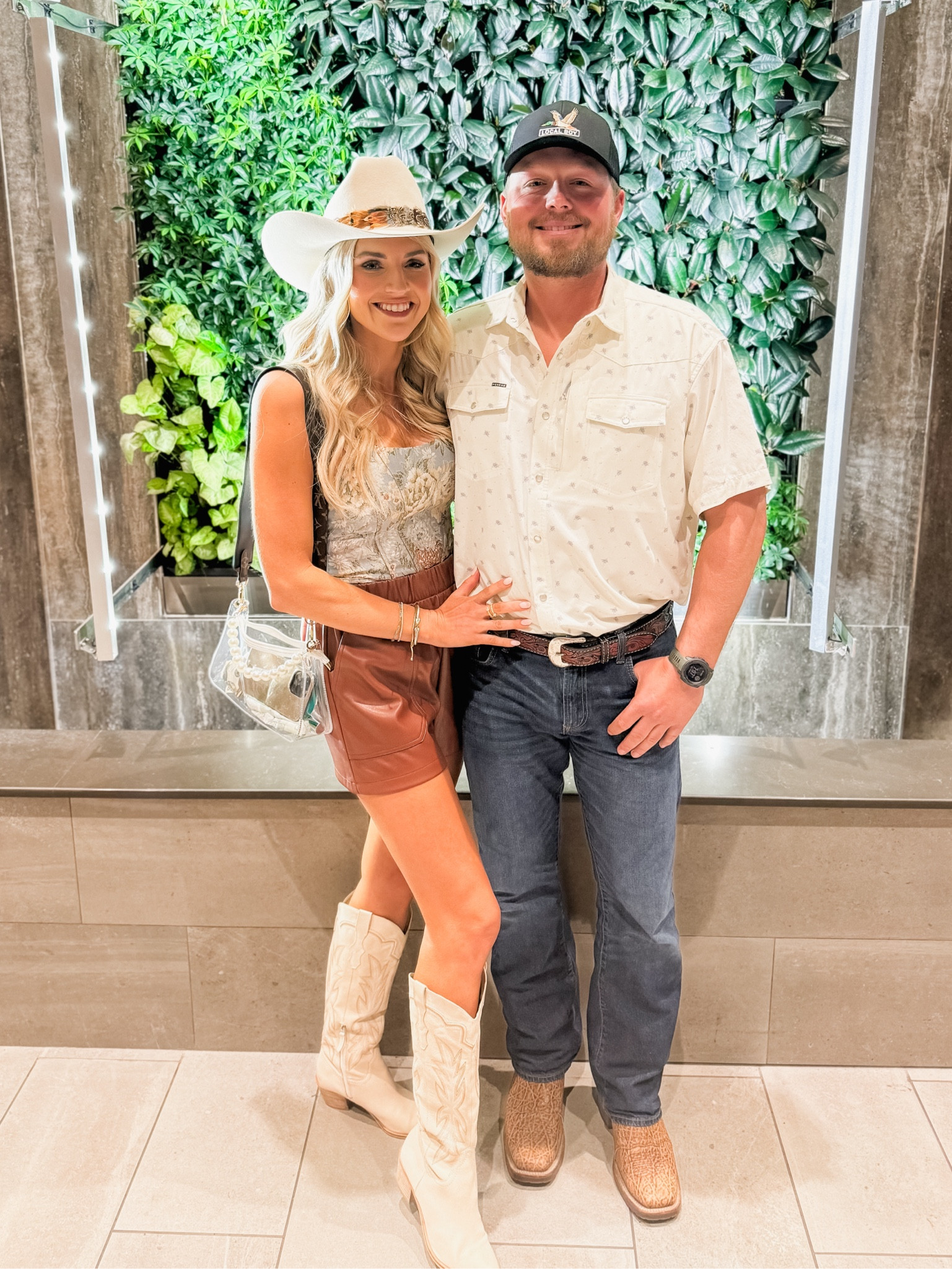 Riley green concert outfit, country concert, rodeo outfit 