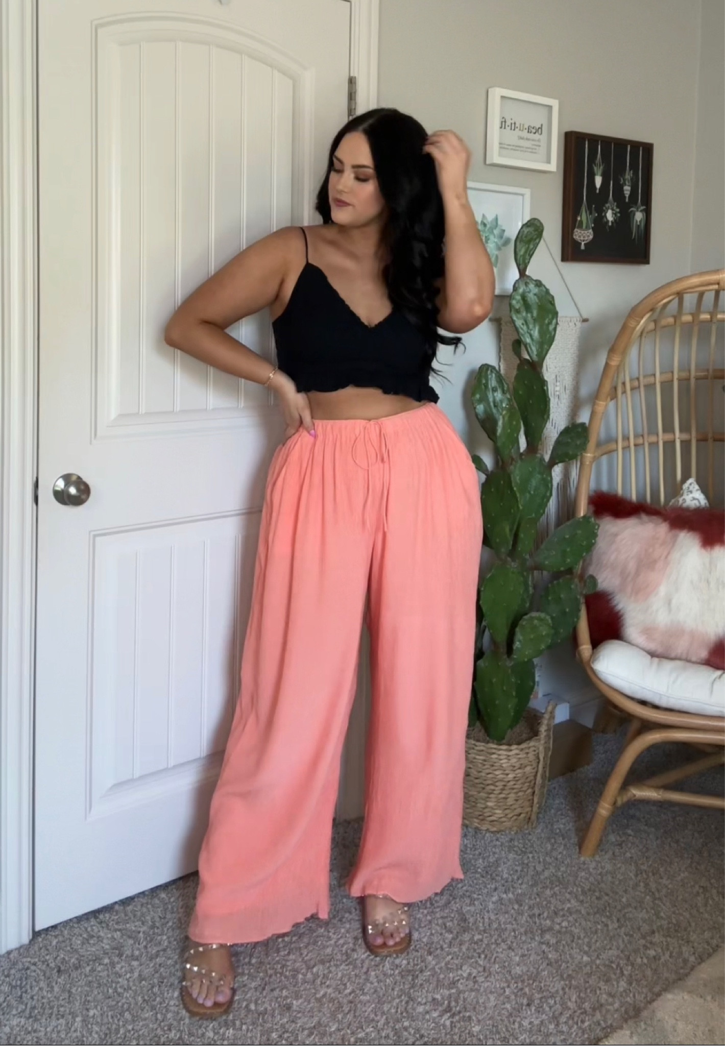 Top is currently out of stock but I’ve linked two similar! Wearing size large in both, pants are TTS if not a ~little oversized~. Drawstring helps so you can customize the waistband 

#LTKunder100 #LTKcurves #LTKunder50