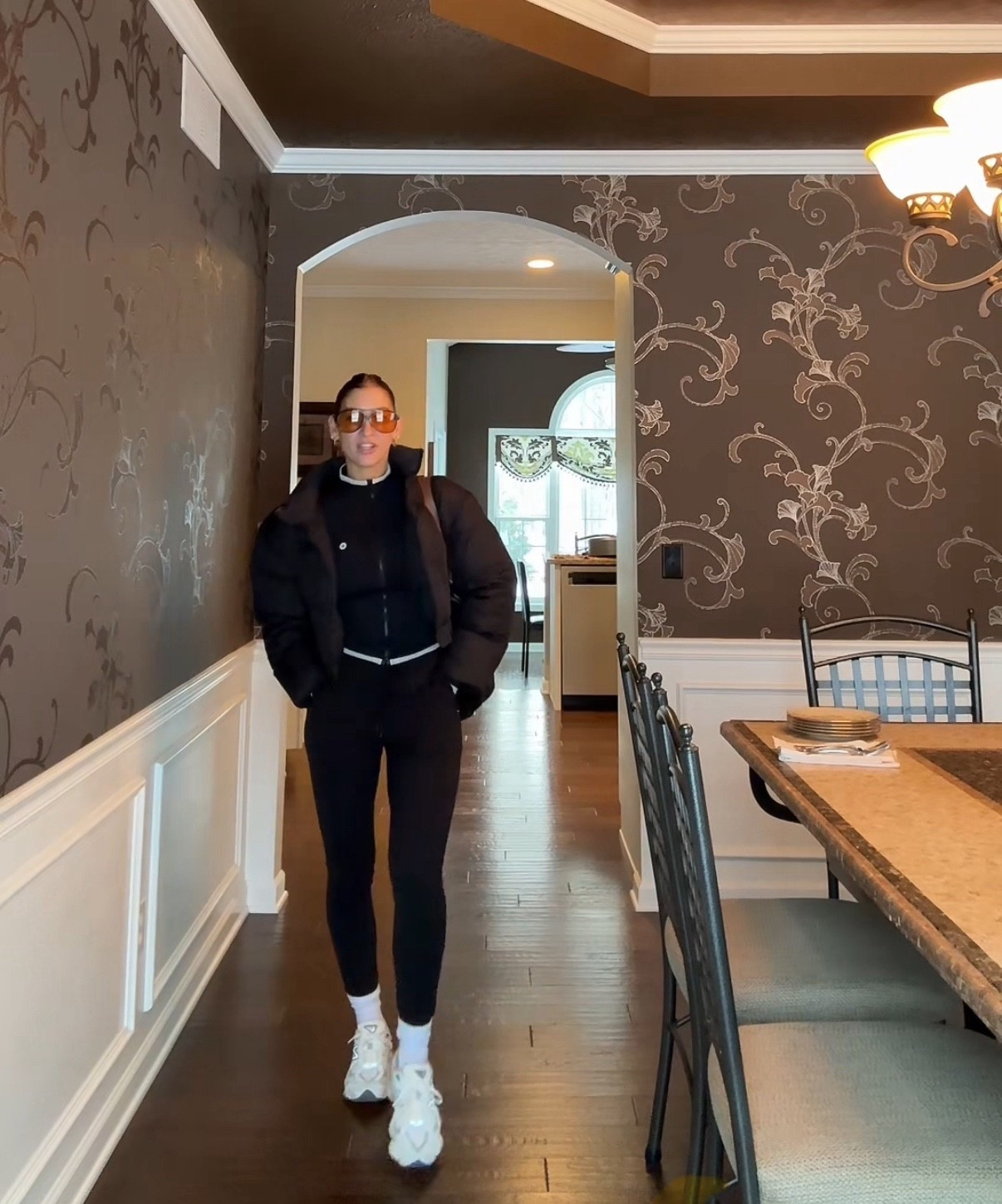 Going to get a facial #ootd

#LTKActive #LTKootd #LTKdayinmylife