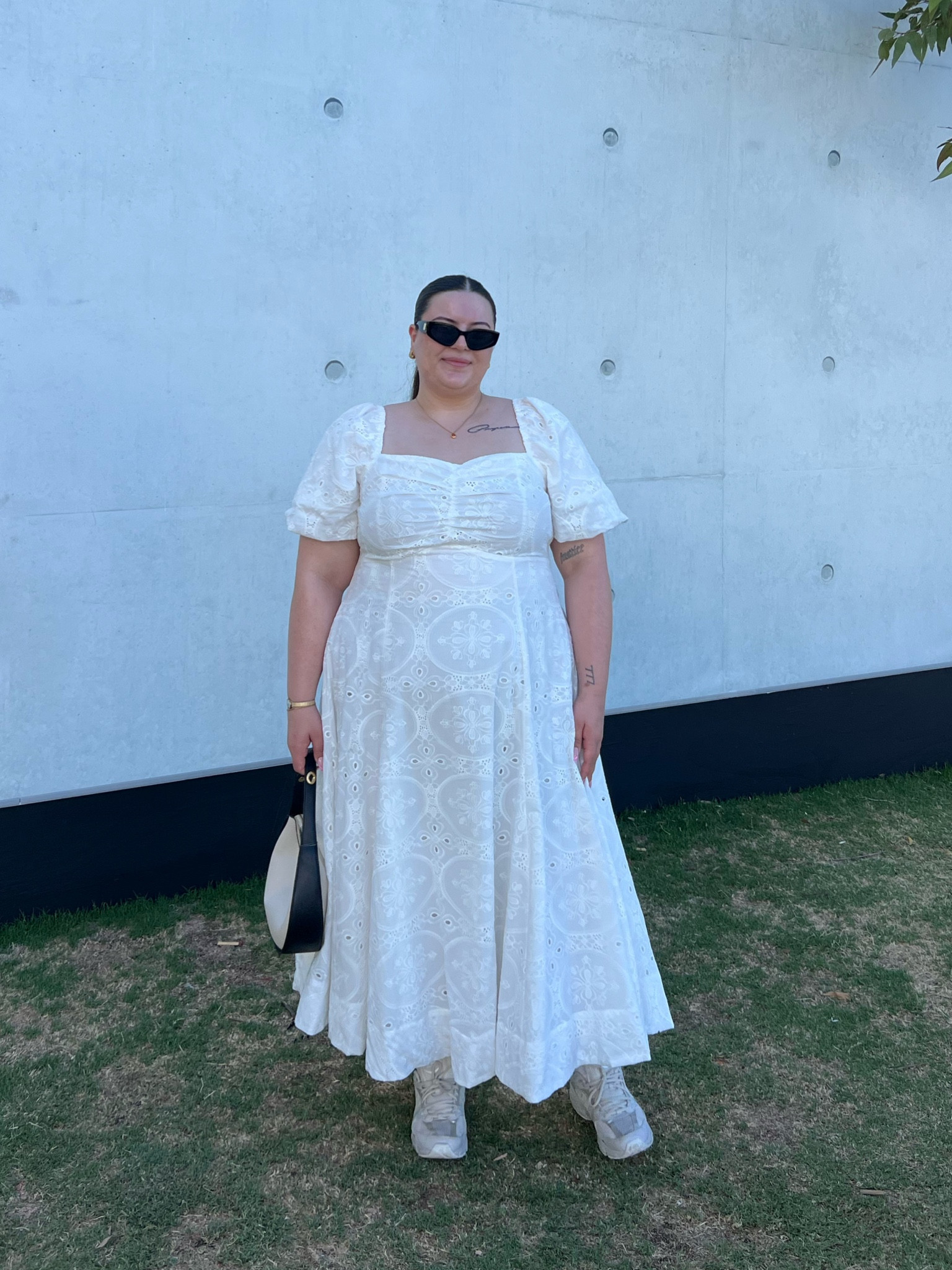 Wearing a size 20 in this dress 