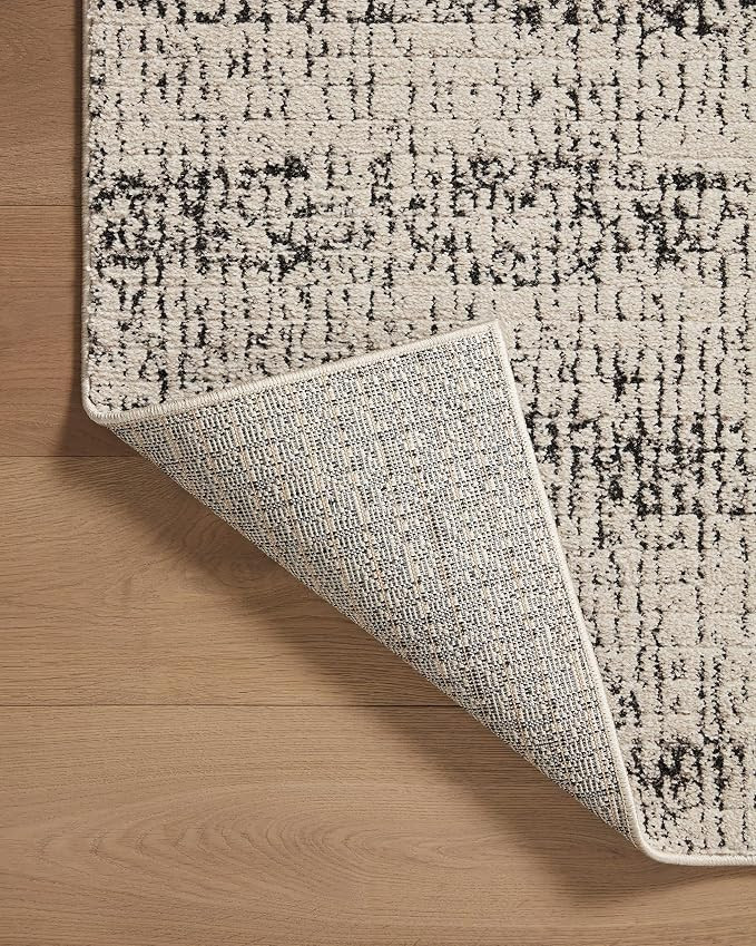 Loloi II Darby Collection DAR-02 Oatmeal/Charcoal 2'-7" x 10'-0" Runner Rug | Amazon (US)