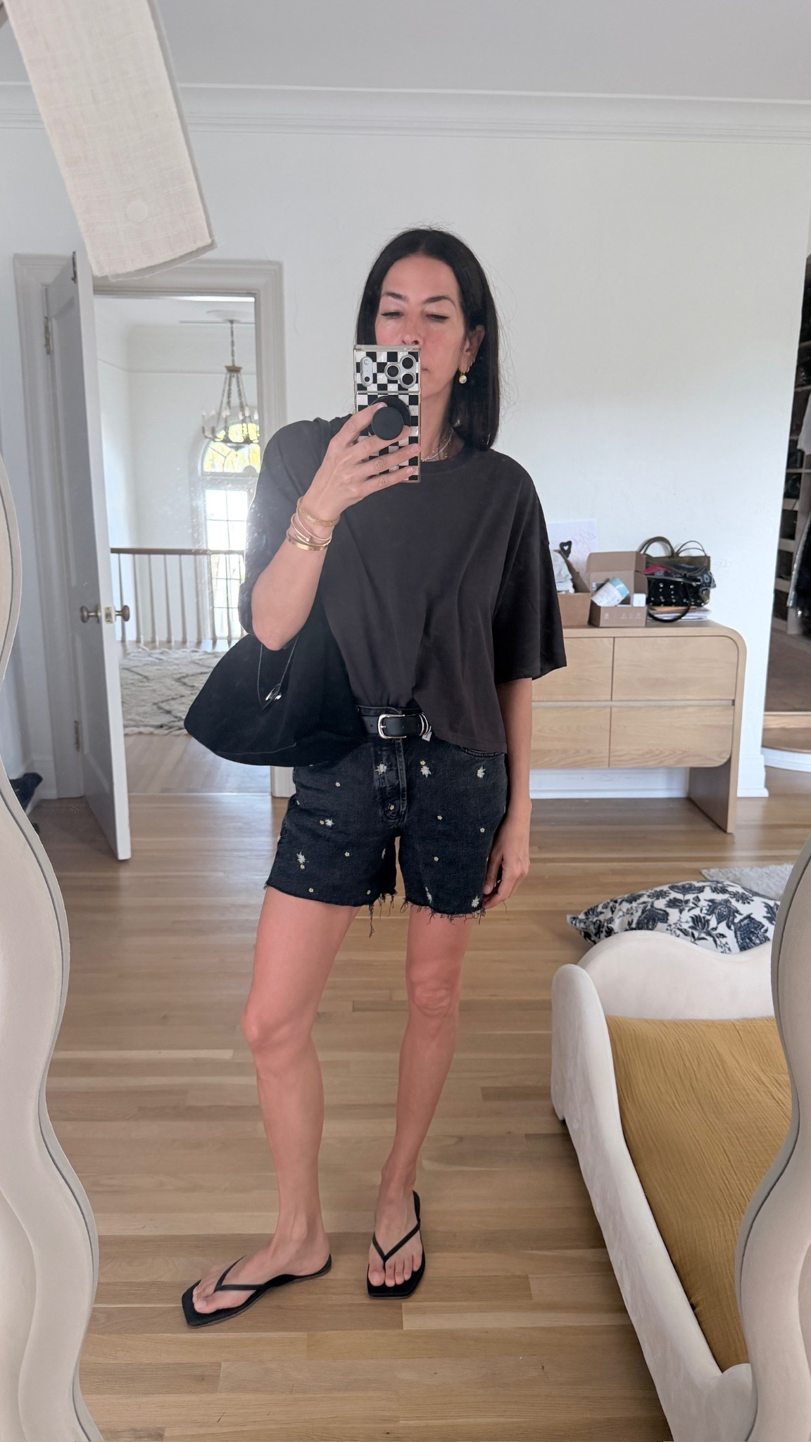 Casual but chic weekend OOTD



#LTKootd #LTKmomlife #LTKstorytime