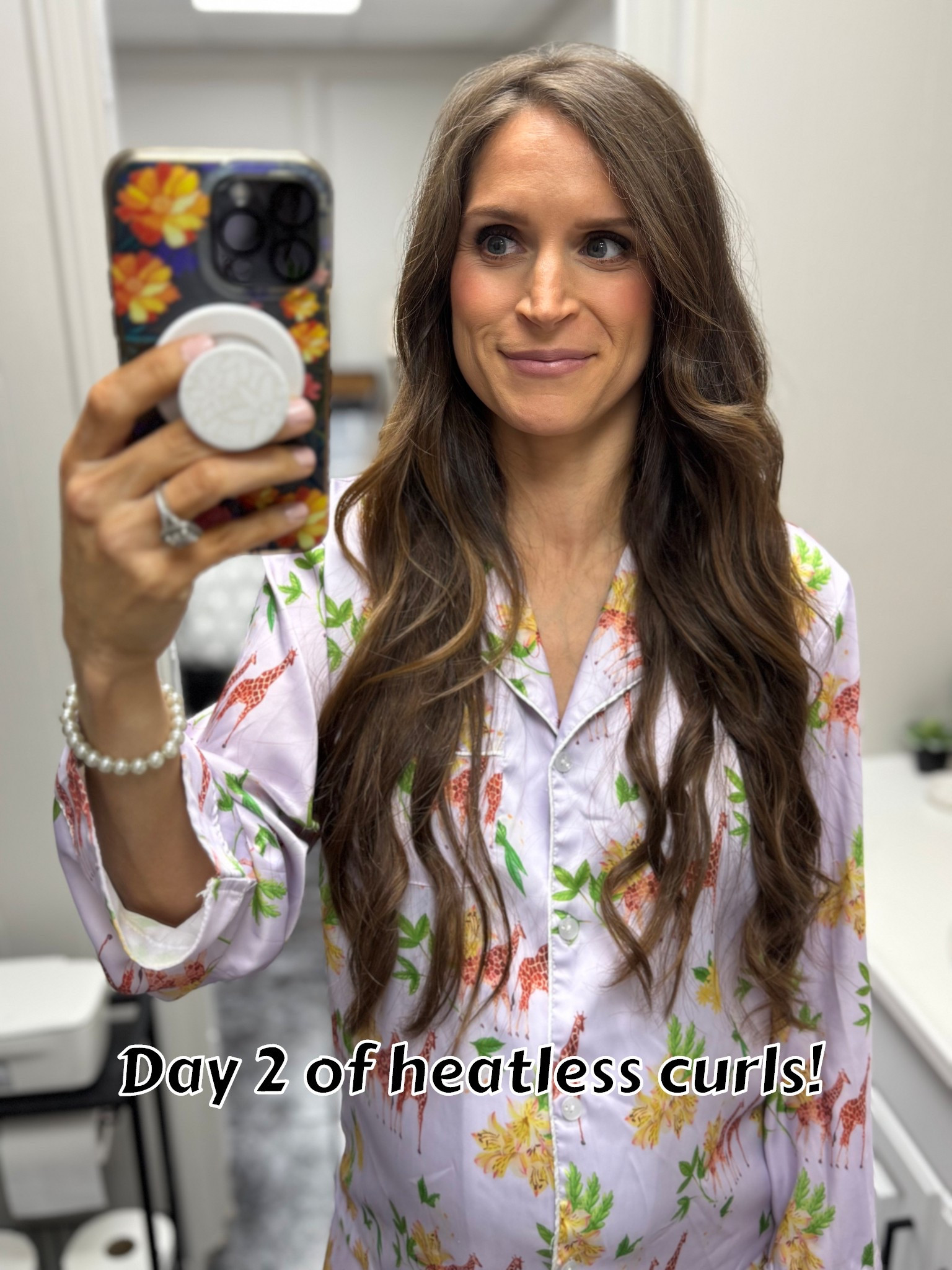 Heatless curls will last daysss for me! So easy & no heat needed w/this satin rod! Great gift idea or stocking stuffer.

#LTKgrwm #LTKBeauty #LTKGiftGuide