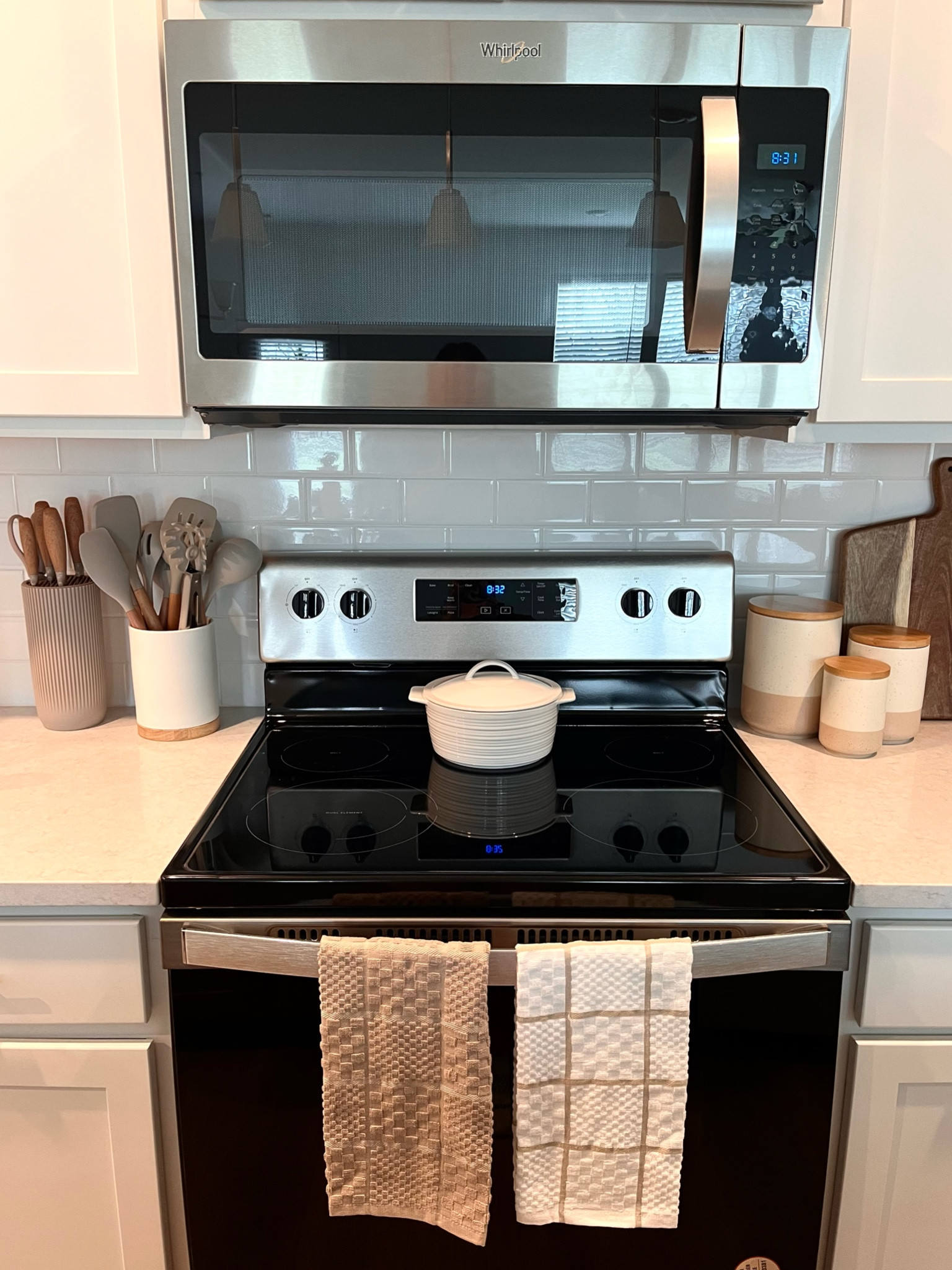 loving the vibe of our kitchen with the neutrals 🤎

#LTKHome #LTKFindsUnder50 #LTKFindsUnder100