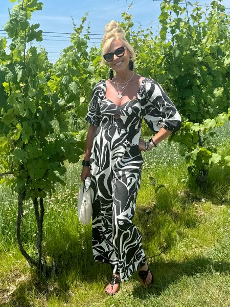 This Farm Rio jumpsuit is an incredible fit and the bag a great find #DSW #jumpsuitt

#LTKOver40 #LTKStyleTip #LTKItBag