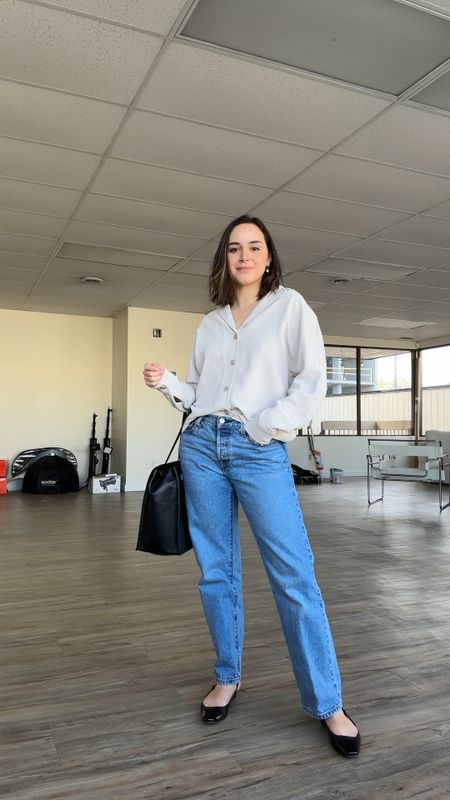 What I’m wearing to work | Outfit of the workday includes baggy jeans from Levi’s, a crepe button-up shirt, ballet flats and a BEIS tote bag. 

#LTKworkwear #LTKstyletip #LTKshoecrush