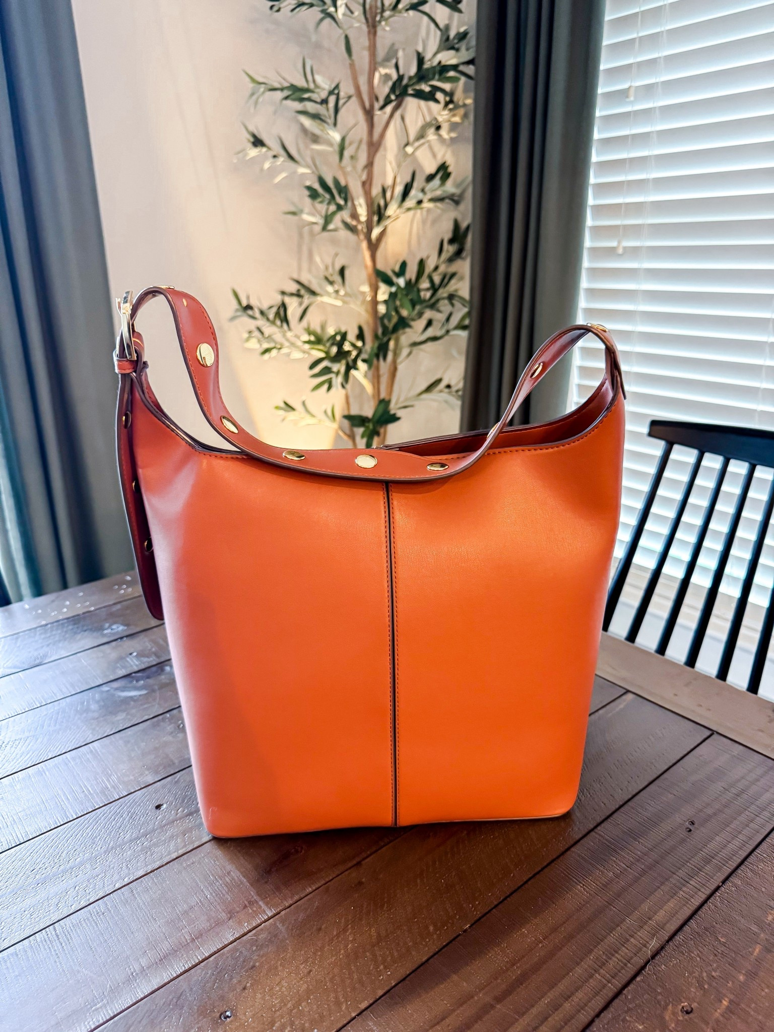 The cutest winter bag that goes with EVERYTHING✨


#LTKmomlife #LTKHoliday #LTKFindsUnder50