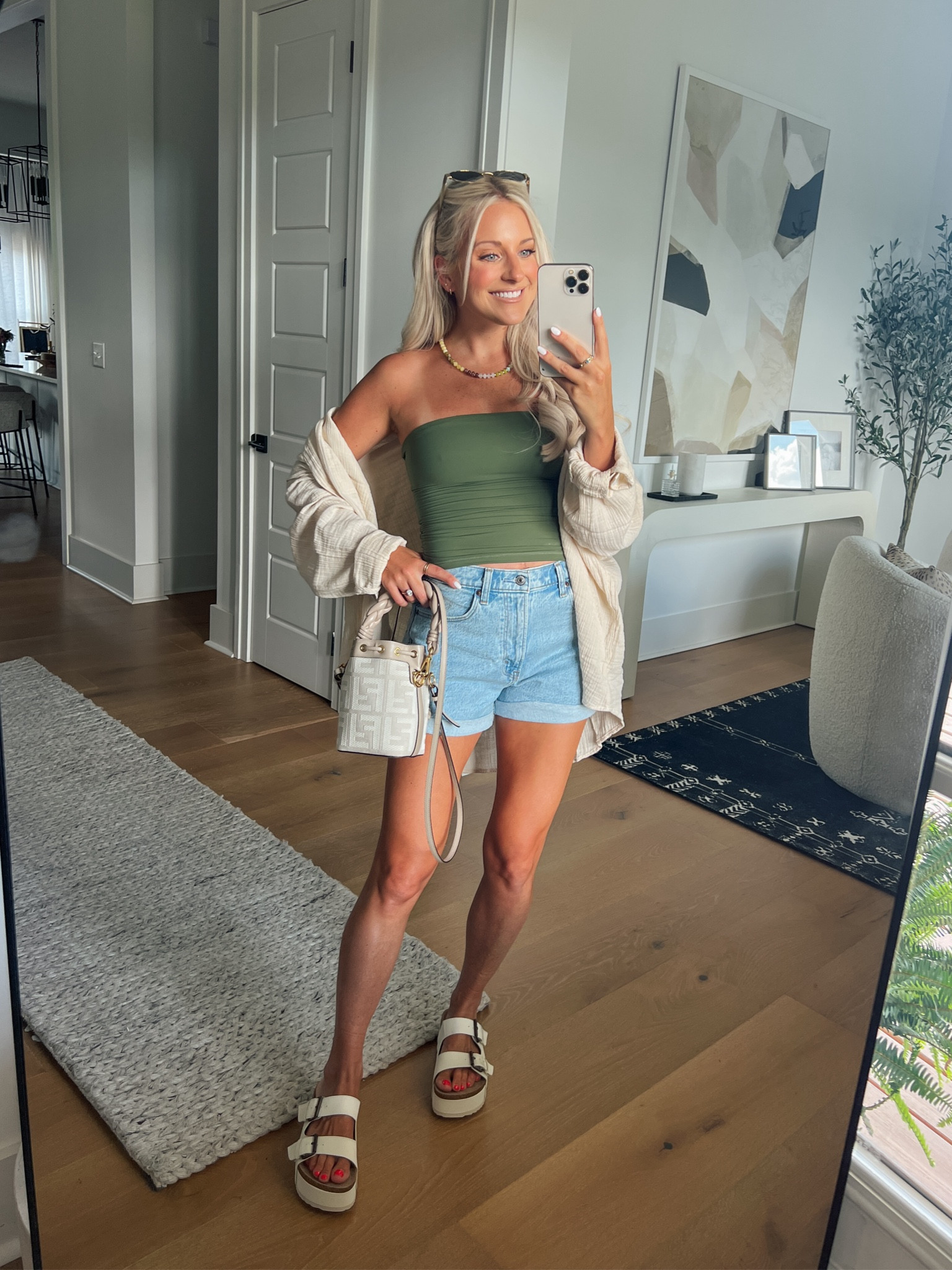 Tank // Small
Shorts // 26


#LTKStyleTip #LTKFindsUnder50