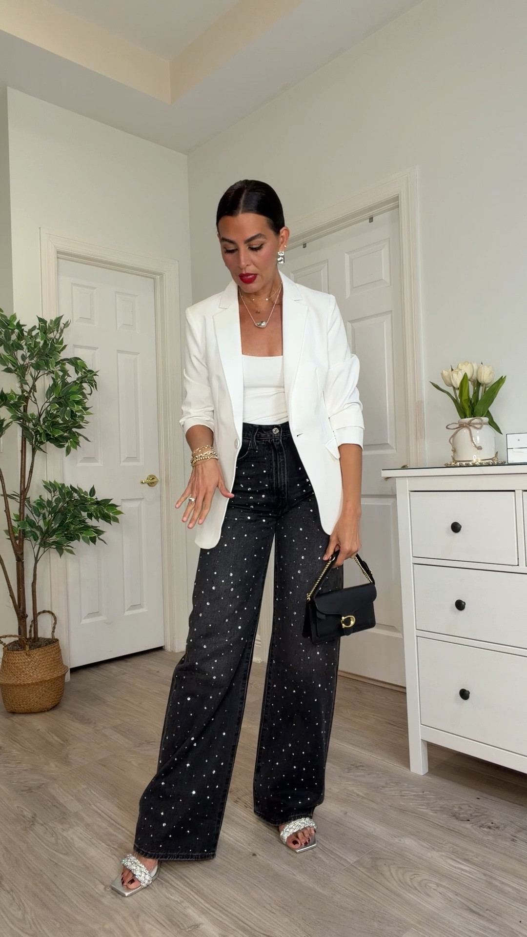 Wearing a size 27 x34 in jeans. There’s no stretch, I size up. 
Lipstick is ruby woo.
Size m in blazer and sweater.
Size S in top. 

#LTKSaleAlert #LTKHoliday #LTKootd