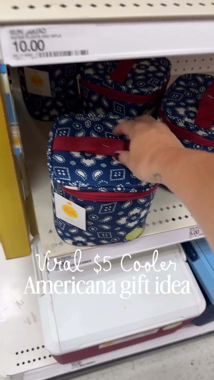 Americana finds for Memorial Day or the 4th! These $5 coolers have been selling out, grab them while you can! 
Follow + comment “SHOP” for a link! (make sure you’re following to receive it) ✨ & if you love Holiday finds and gift ideas, follow along for more! 

#Targetcreator #targetfinds  #targetstyle