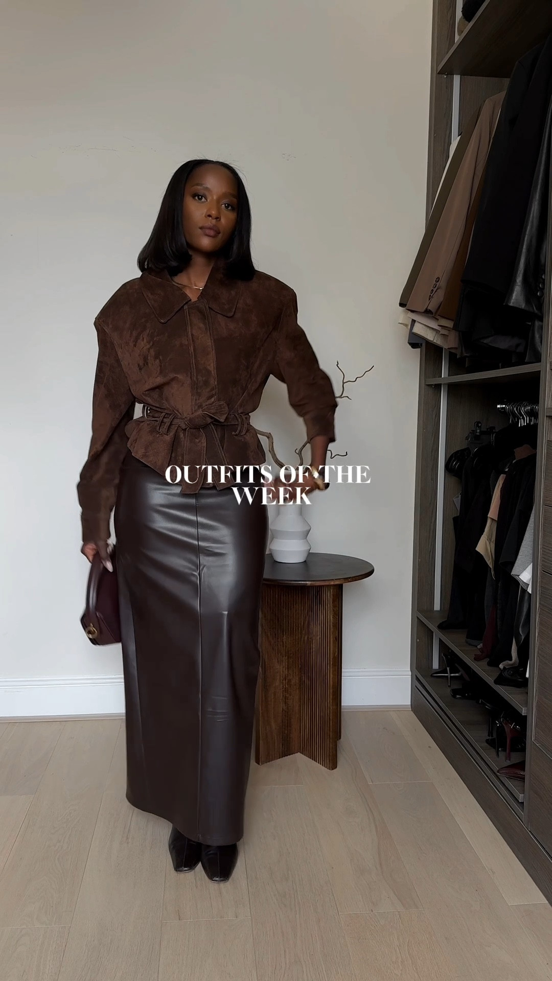 Let the Outfit of the Week commence 🤎🍂, all new in pieces linked
Outfit 3
Trousers @centi 

Outfit 5 & 6 
Jackets @Guess 
White shoulder bag @guess 