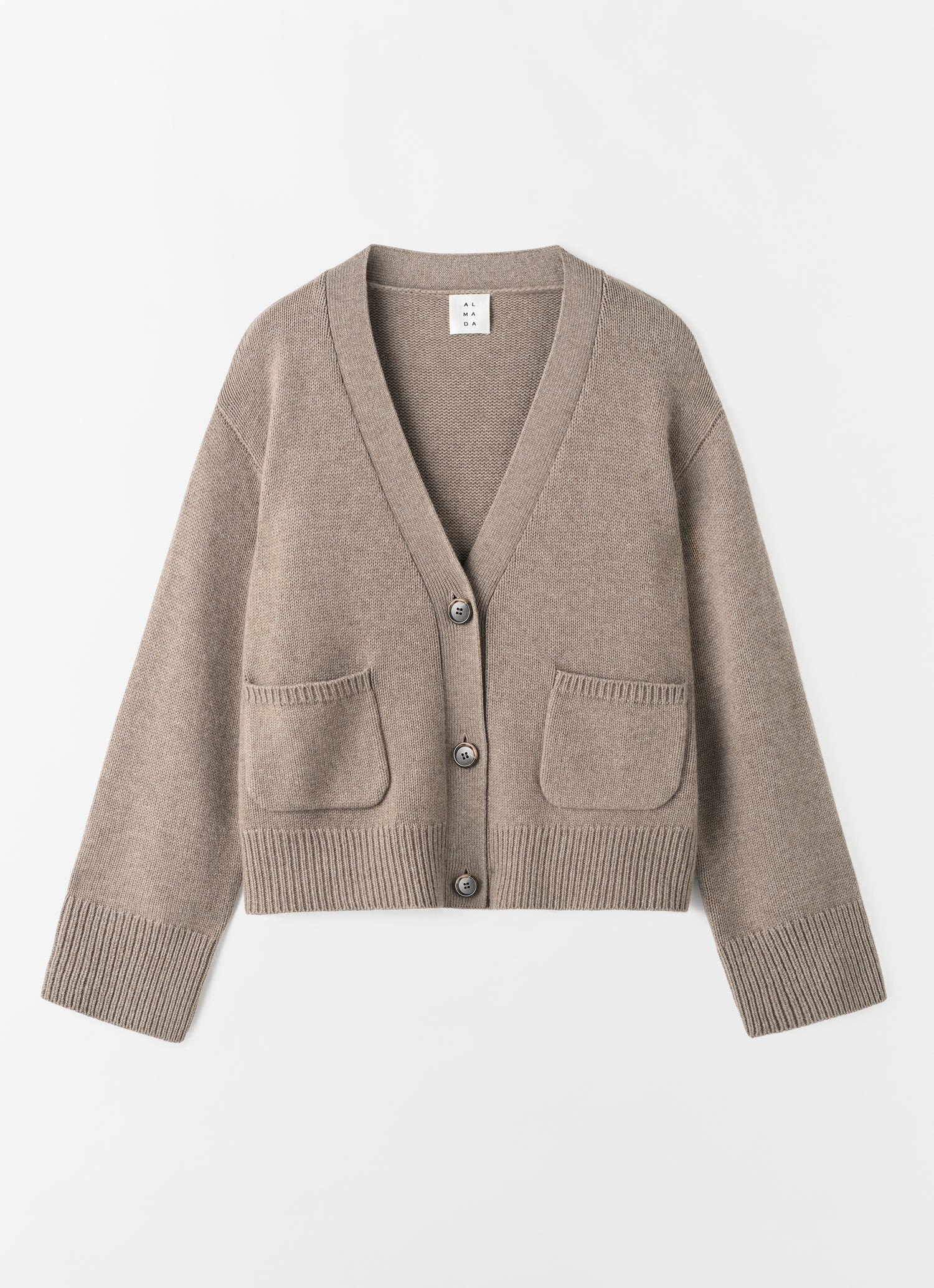 Beja Cardigan, nougat | Almada Label