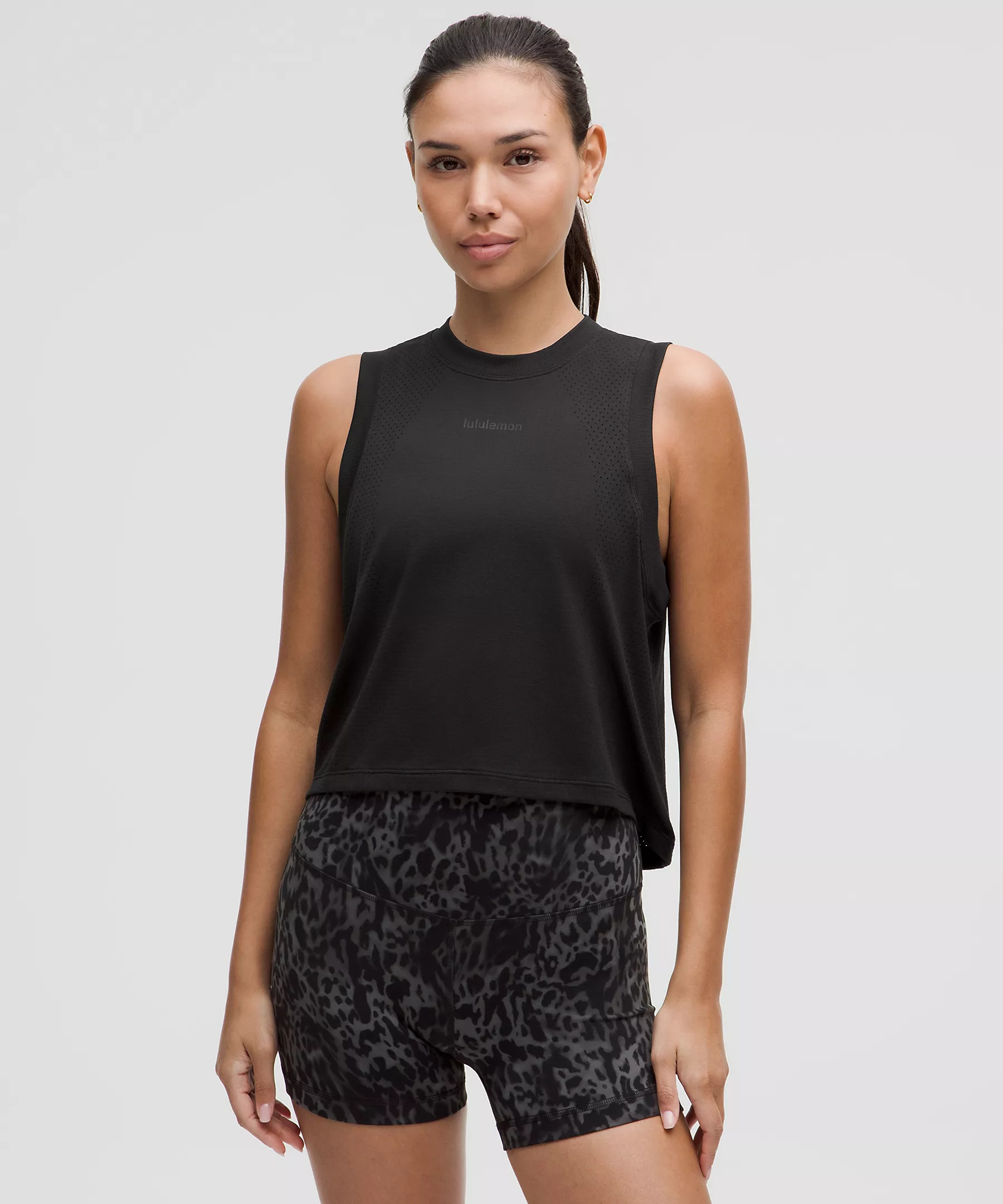 Swiftly High-Low Cropped Tank Top | Women's Sleeveless & Tank Tops | lululemon | Lululemon (US)