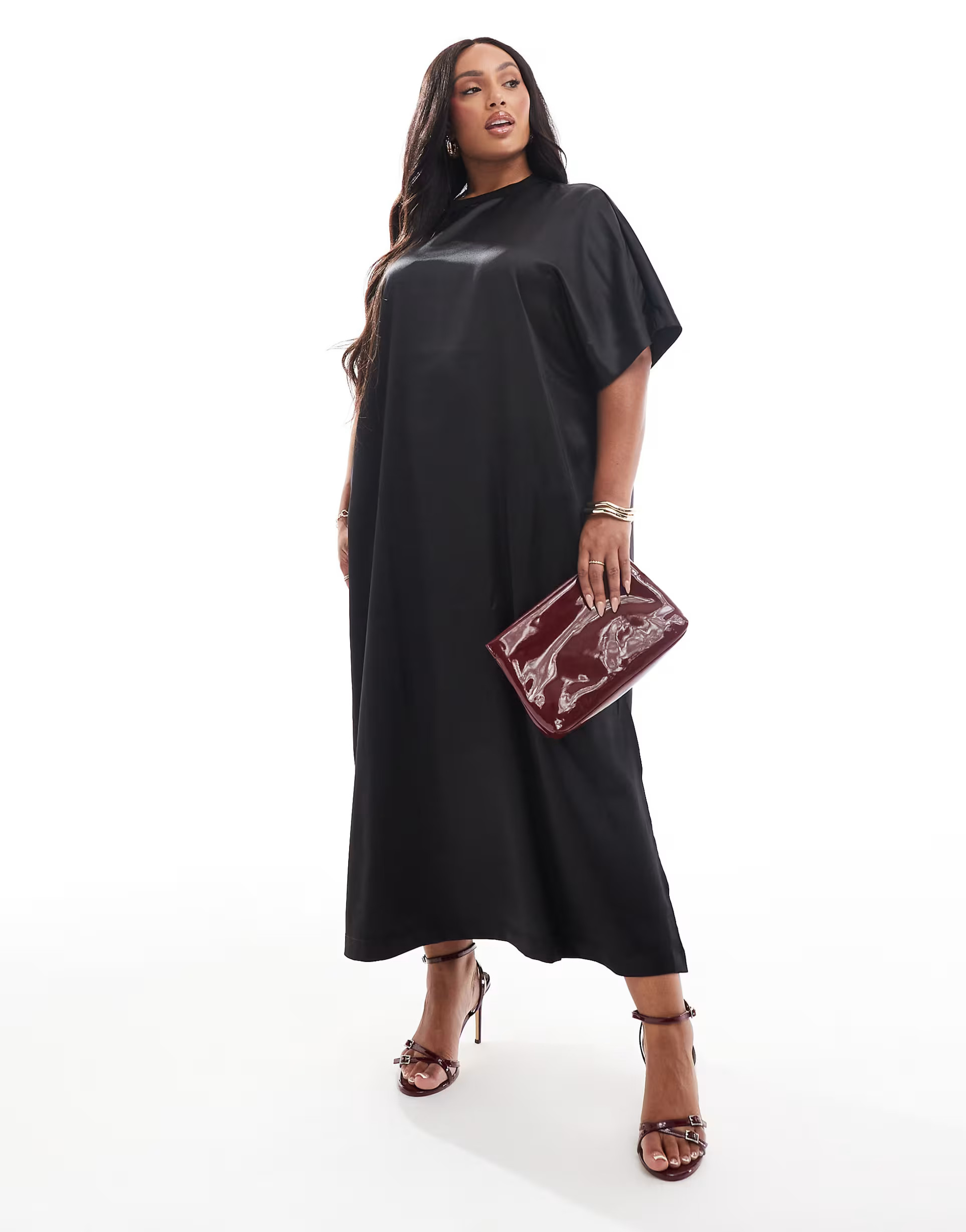 ASOS DESIGN Curve – T-Shirt-Midikleid aus Satin mit Oversize-Passform | ASOS (Global)