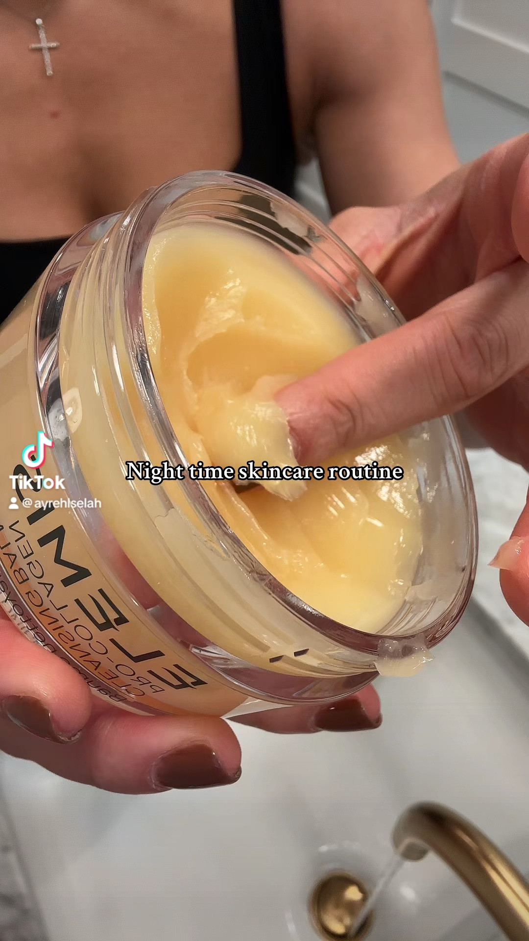 Shop all my favorite skincare products that I use for my night time routine! 

Retinol serums: 
https://audenti.city/JI_HE_9MsA

Nicinamid serum: 
https://audenti.city/JI_HE_9MsA

#LTKbeauty #LTKVideo