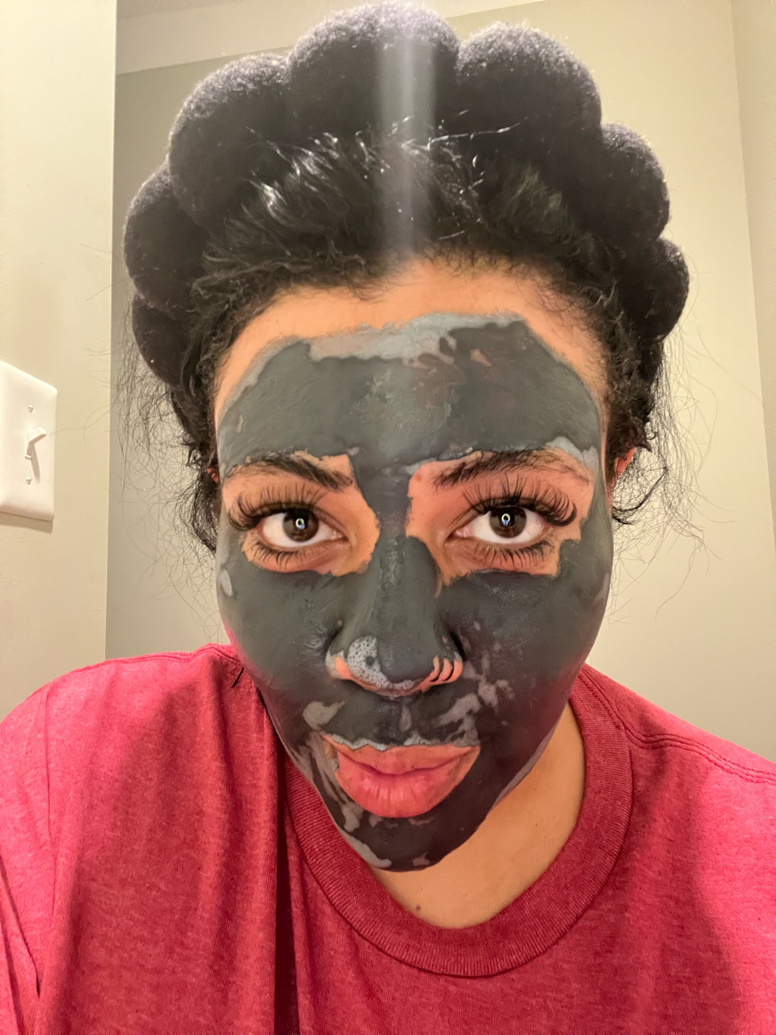 Clean Charcoal Detox Mask! Really dives into those pores + refreshes the skin 👏🏽🖤

#LTKSpringSale #LTKbeauty #LTKfamily