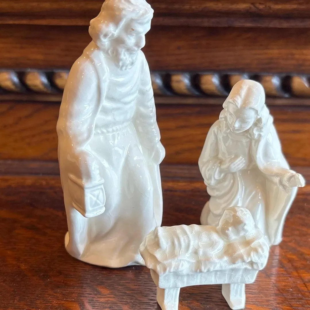 Vintage Goebel Nativity Set: White Porcelain Mary, Joseph, Jesus - 1958 - Etsy | Etsy (US)
