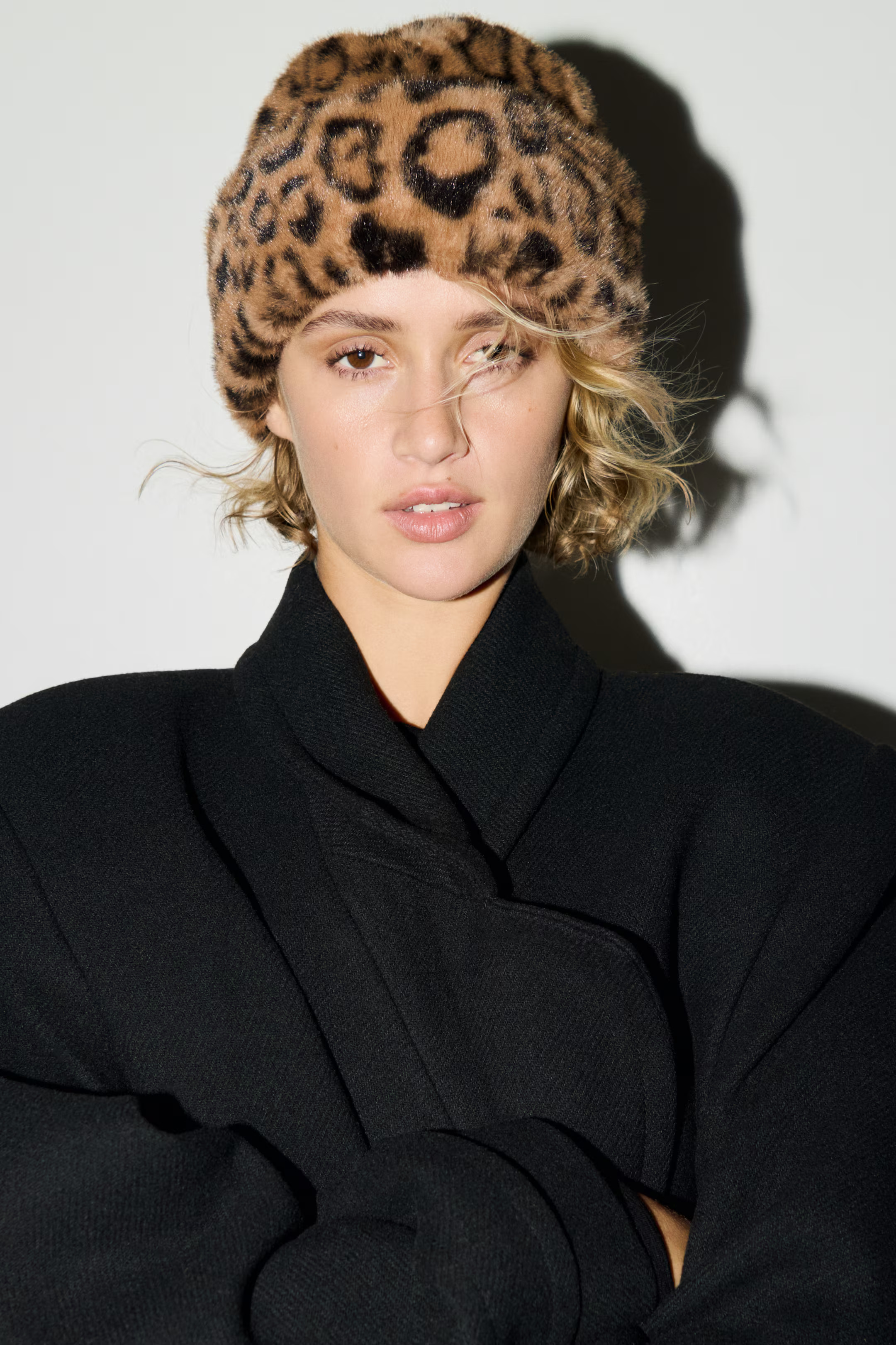 Fluffy Hat - Beige/leopard print - Ladies | H&M US | H&M (US + CA)