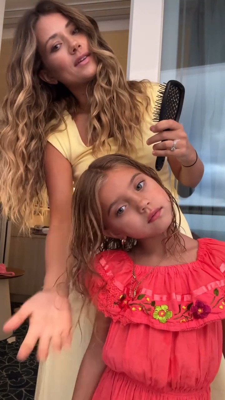 Use code Madison25 for 25% off the magic mist! This mist helps the curls look super shiny and less frizzy when dry 🩷Halstons hair has been getting so curly it’s looking like mine!  i was trying to add the curl cream I used to see how it turned out on her! And it looked actually so cute when it dried! 🩵