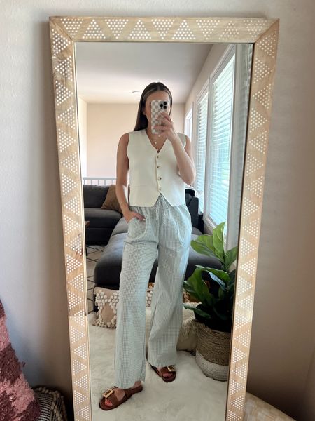 Amazon summer pants☀️ wearing a small vest and medium pants.

Amazon finds | Amazon style | summer style |summer pants 


#LTKFindsUnder50 #LTKStyleTip