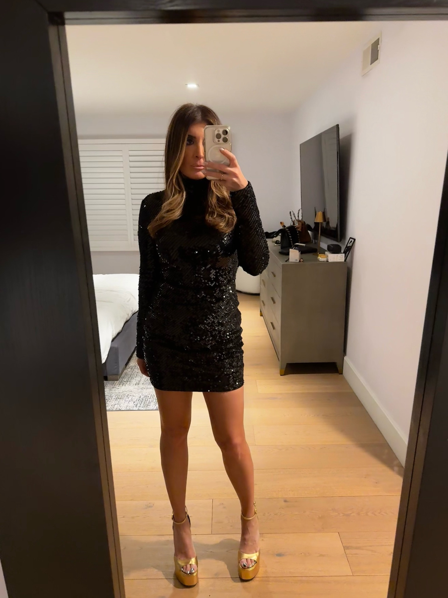 My favorite shoes for a night out.  If you’re on the fence about these, go for it. Most comfortable heels ever. 

#LTKHoliday #LTKWedding #LTKStyleTip