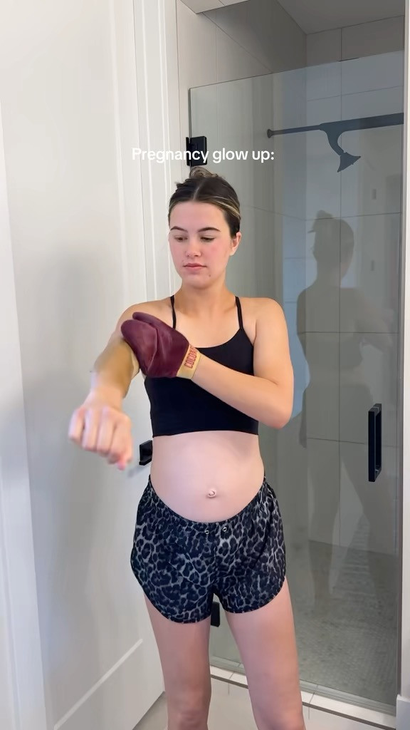 a tan always makes me feel better hahah 

 

#LTKFindsUnder50 #LTKBeauty #LTKStyleTip