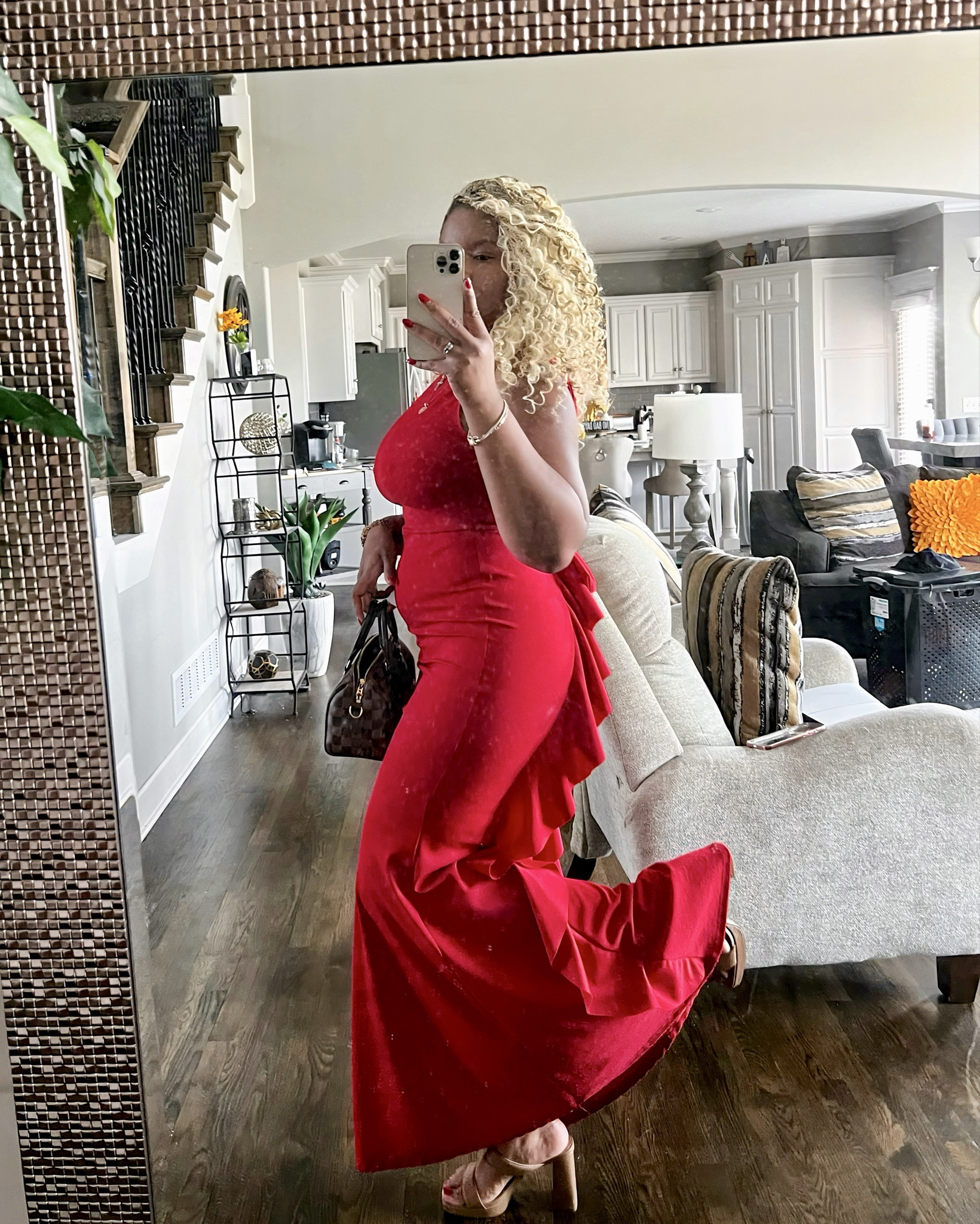 Red formal.. perfect for a wedding!❤️‍🔥

#LTKStyleTip #LTKBeauty #LTKSeasonal