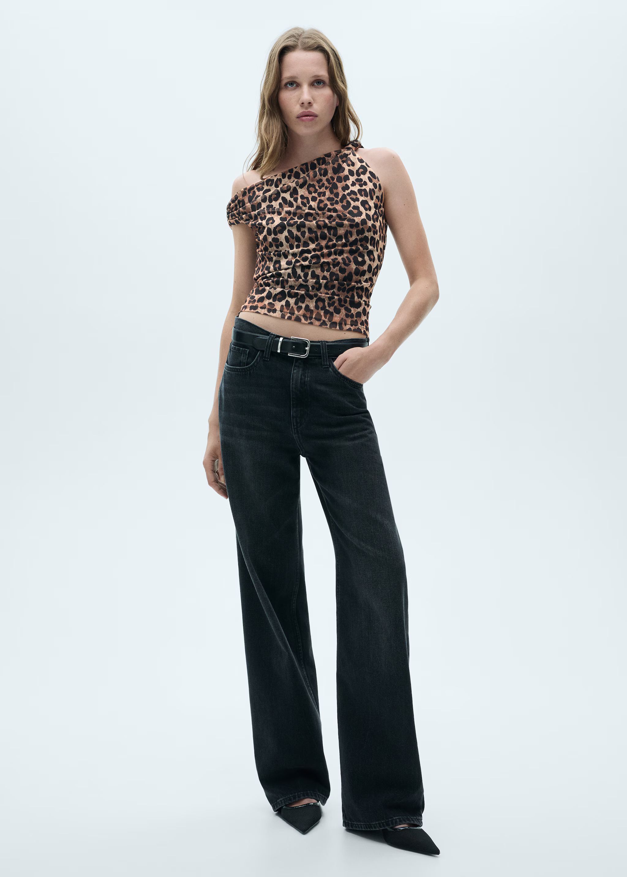 Asymmetric leopard-print top - Woman | MANGO USA | MANGO (US)