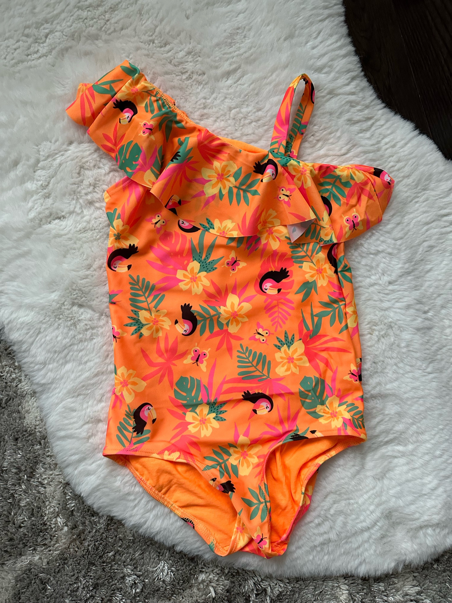Girls one piece 

#LTKHoliday #LTKfamily #LTKswim