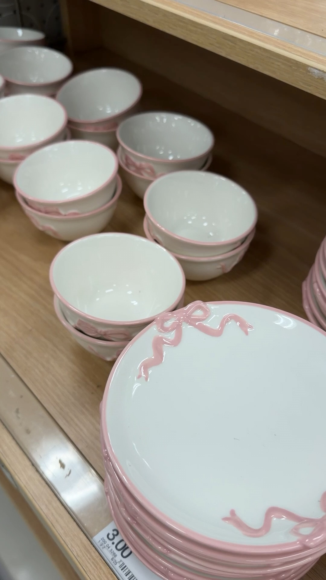 Bow Kitchen Finds at Target #targetfinds #targethome #girlyfinds