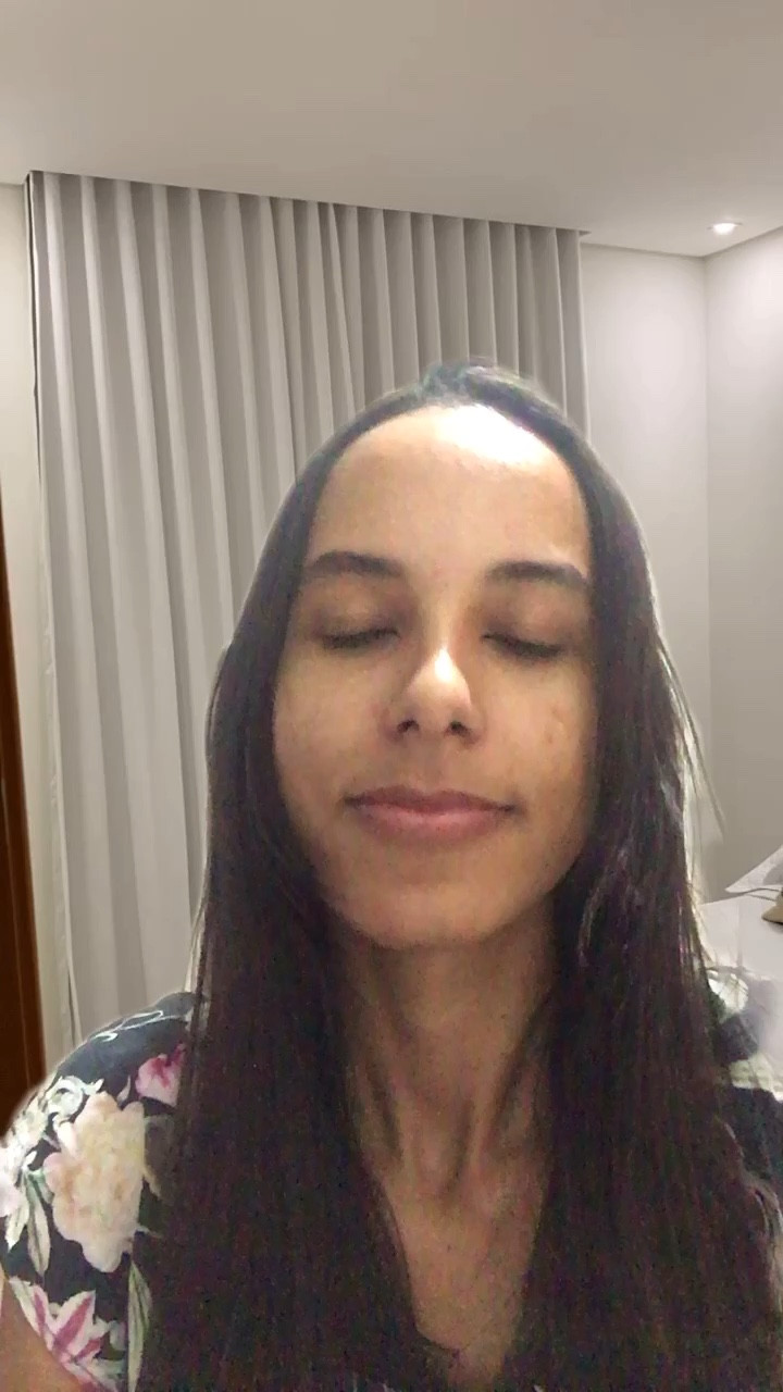 Oi oi gente!! Hoje eu vim aqui compartilhar com vocês um produtinho que recebi 🫶
Já usava esse sabonete antes, mas era o vidrinho laranja, esse amarelo estou testando essa semana. Depois volto para contar o que achei ✨

#LTKbeauty #LTKVideo #LTKbrasil