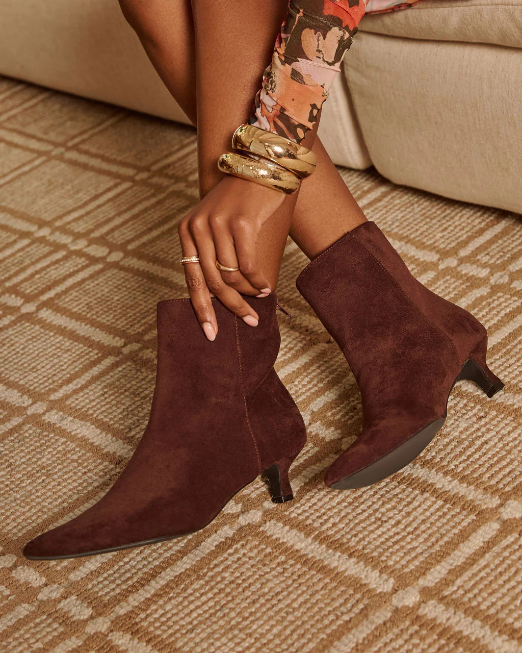 Cordee Suede Ankle Booties Chocolate / 10 | VICI