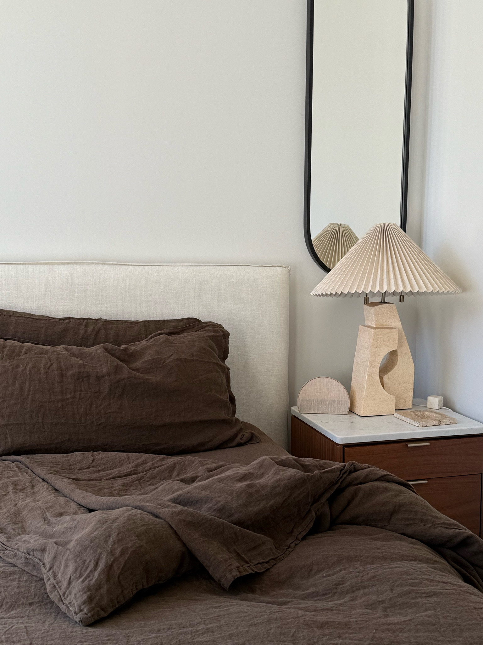 bedroom details 🤎💤 i just got this bedding from parachute and love!

#LTKSeasonal #LTKHome