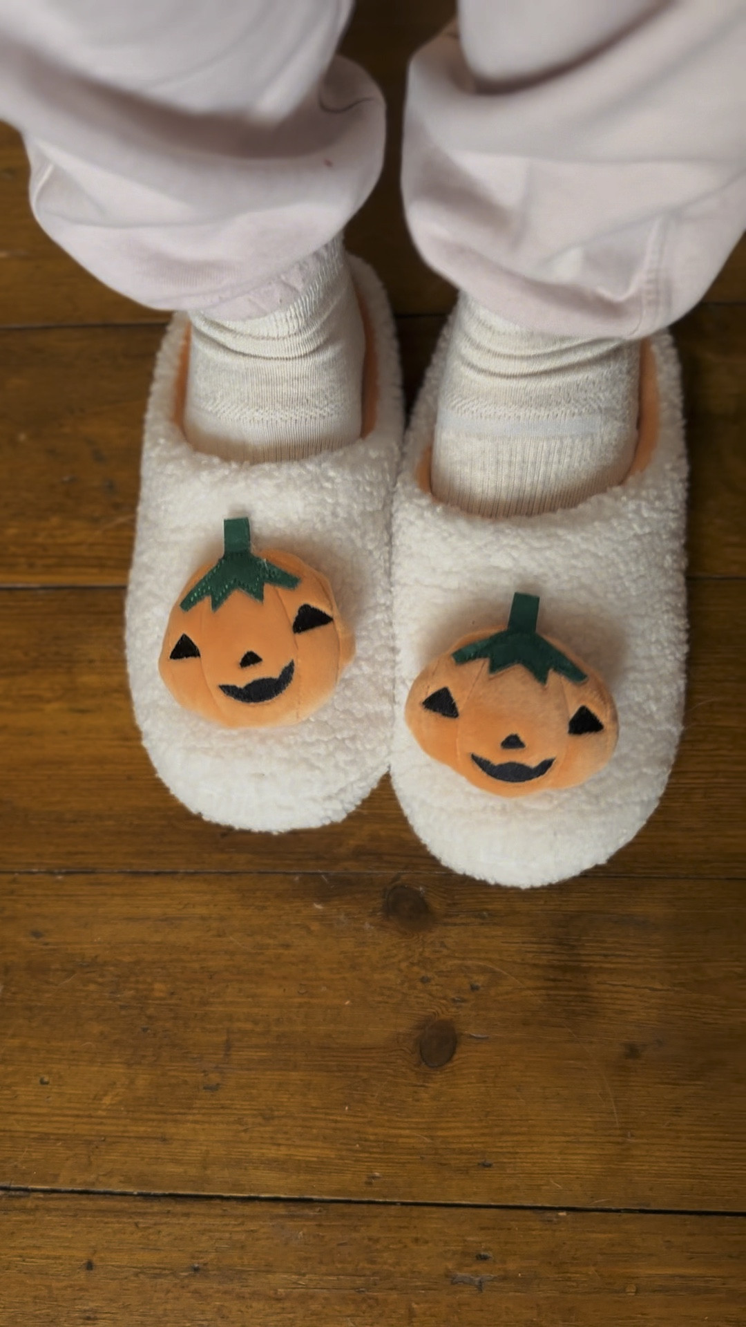 Pumpkin slippers 🎃 

#LTKautumn #LTKuk #LTKhome