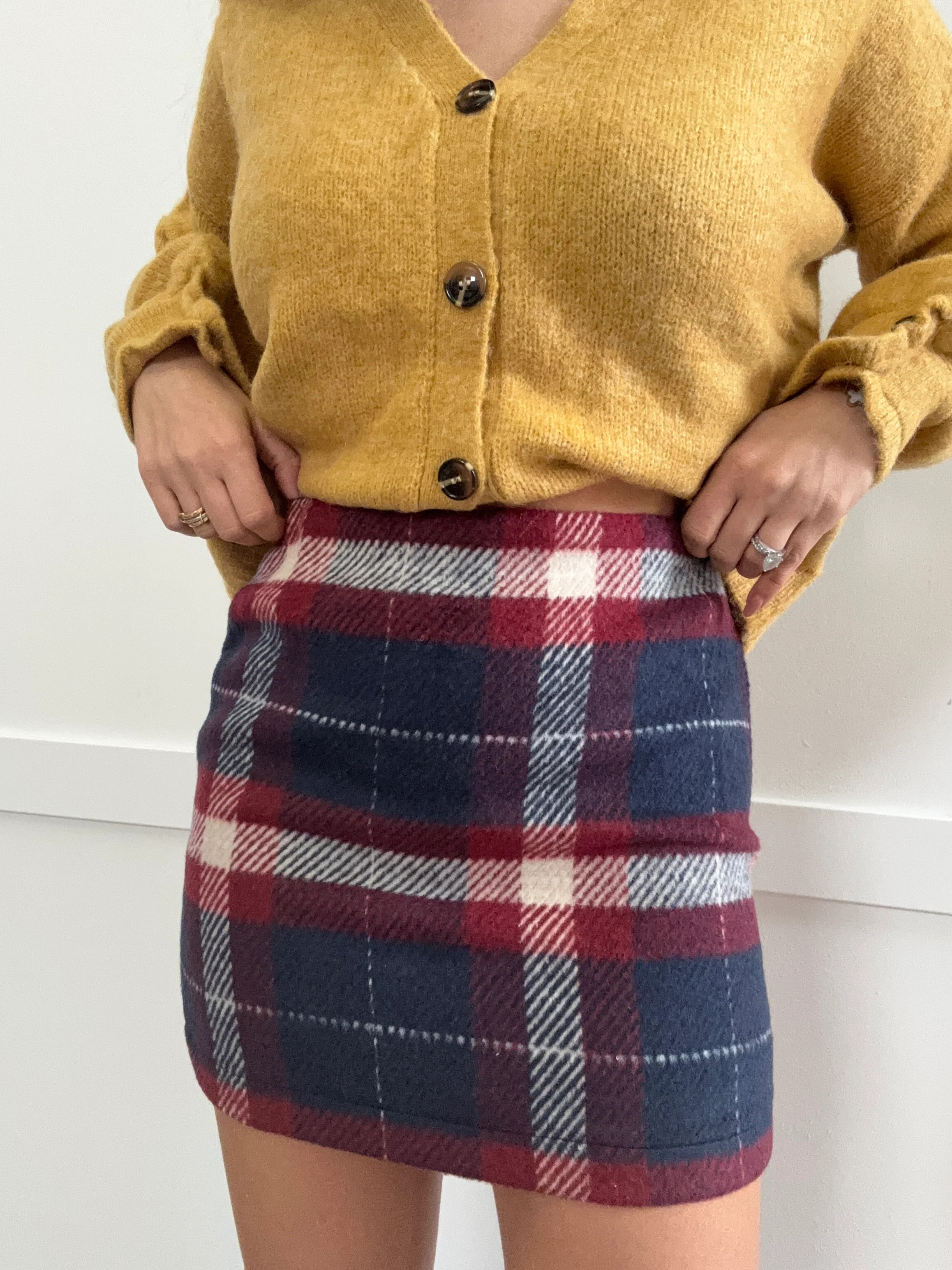 Britton Plaid Mini Skirt | Willow Boutique