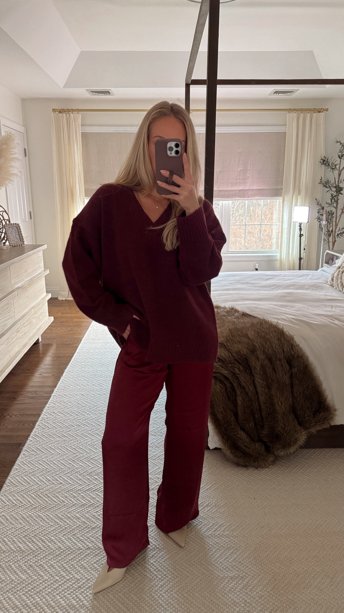 Extra 15% off Abercrombie Cyber Sale with code CYBERAF! 🎁 wearing medium in oversized sweater and small in satin pants! linking similar because these are in/out of stock!

#LTKHoliday #LTKCyberWeek #LTKGiftGuide