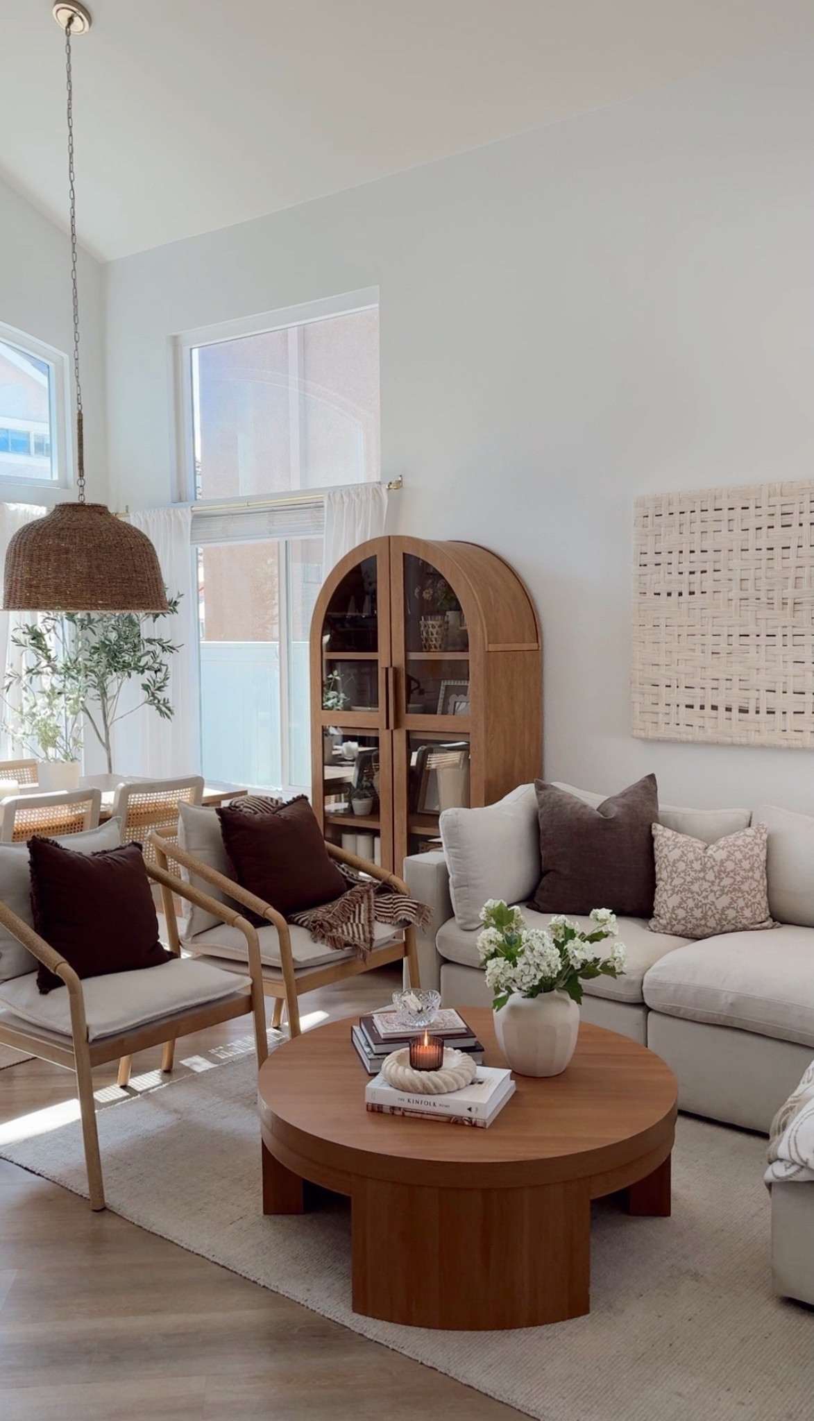 Living room, living room decor, neutral living room, small living room, white couch, neutral rug 

#LTKHome #LTKFindsUnder50 #LTKStyleTip