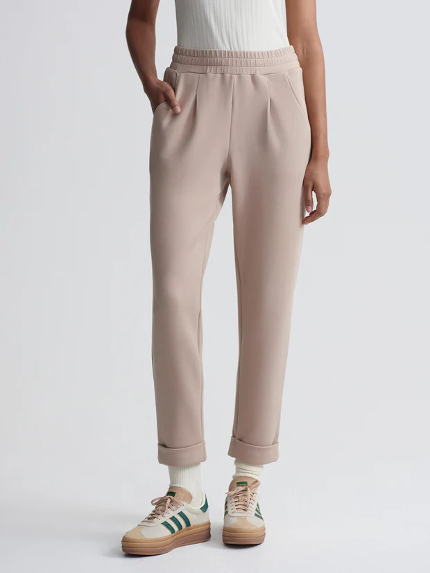 The Rolled Cuff Pant 25"61 ReviewsMade in our signature DoubleSoft® fabric, the Rolled Cuff pant... | Varley US