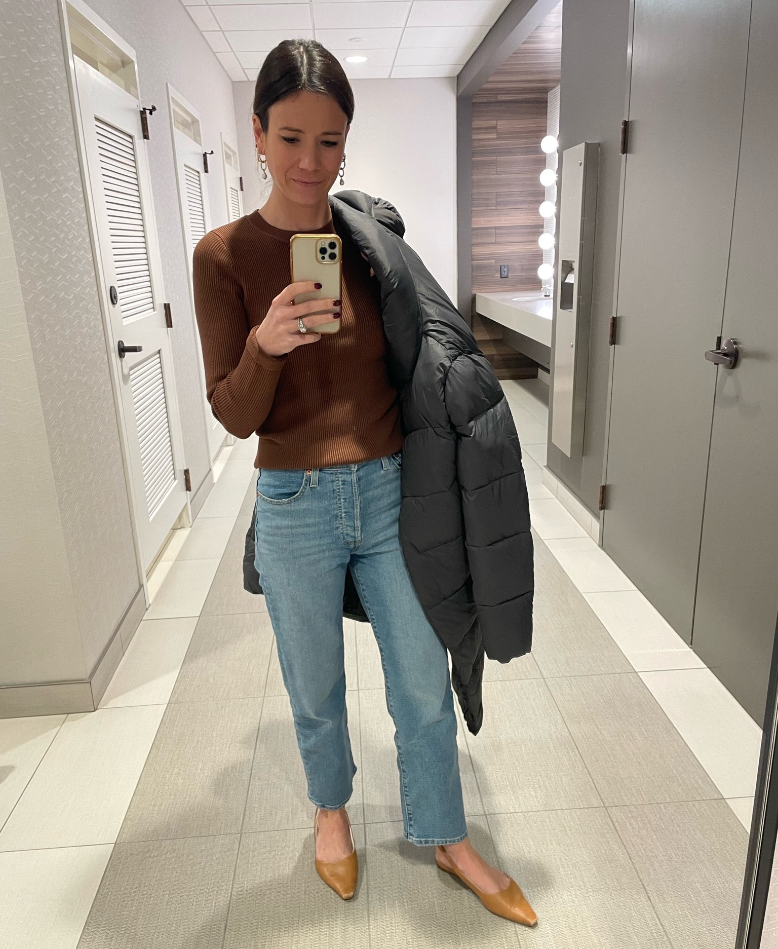 Today’s office OOTD!! Swooning over this Amazon puffer coat! So warm and under $60! I love the slate gray. 

Amazon, Amazon Fashion, Women’s Fashion, Women’s OOTD, Puffer Coat, Denim, Levi’s, Abercrombie, Women’s Style, Casual Wear, Budget Friendly 

#LTKfindsunder100 #LTKstyletip #LTKworkwear