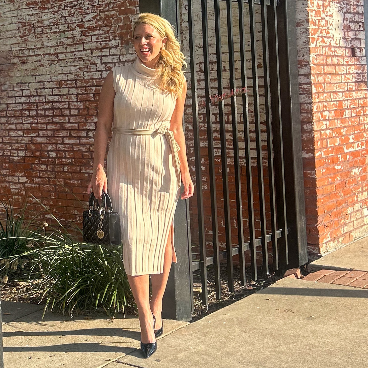 Classy Sweater Dress



#LTKFindsUnder100 #LTKxPrimeDay #LTKStyleTip