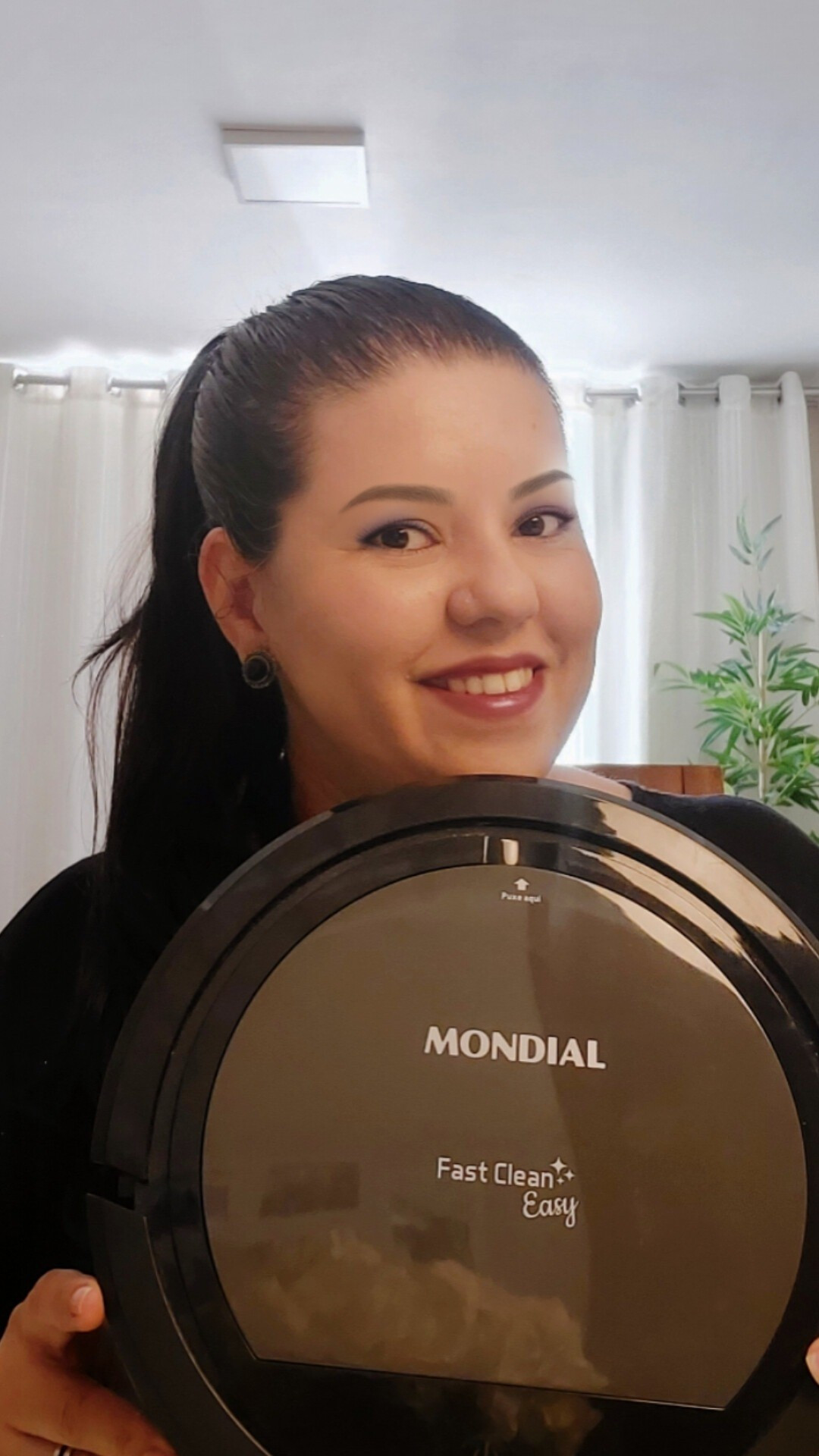 Meu aspirador robô da Mondial. O bom, bonito e barato que facilita a vida e deixa minha casa limpinha enquanto faço outras coisas. A melhor ajudinha do dia a dia! 🧹🤖✨

#LTKbrasil