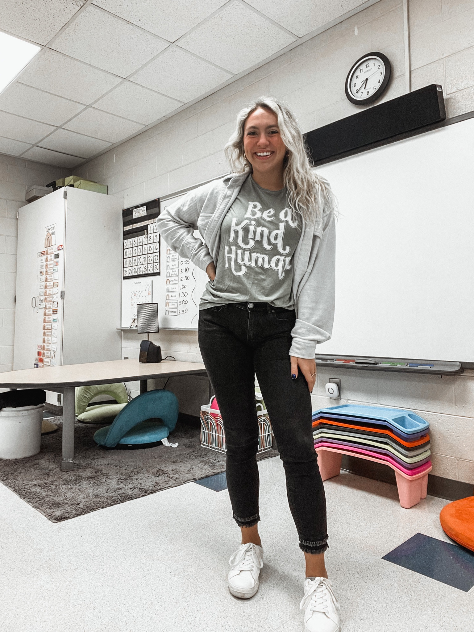 Teacher outfit, teacher style, teacher fashion, teacher t-shirt, teacher shirt, teacher shirt, teacher tee, casual teacher outfit, workwear, fall outfits

#LTKfindsunder50 #LTKfindsunder100 #LTKworkwear