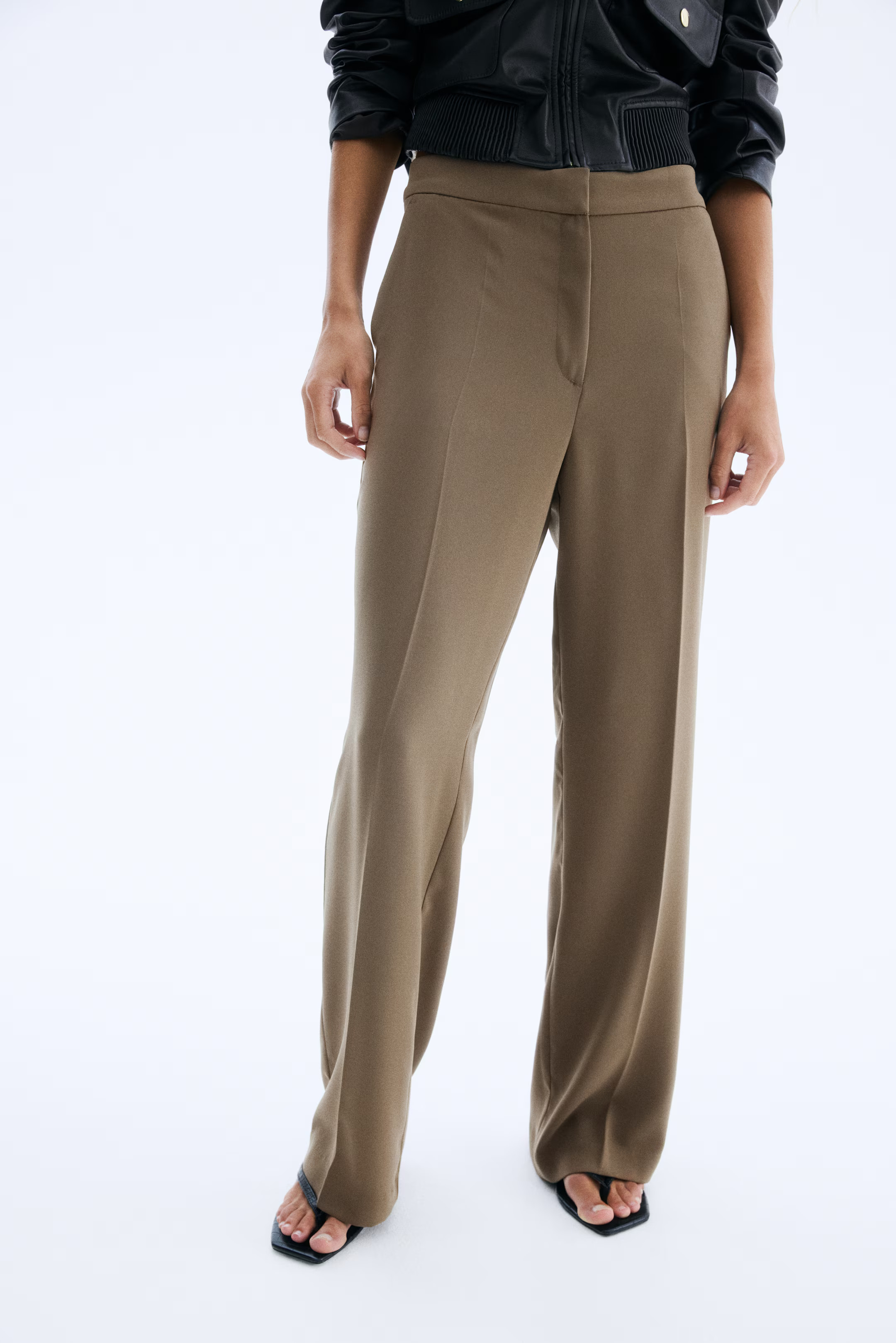 Hose mit geradem Bein und Bügelfalten | H&M (DE, AT, CH, NL, FI)