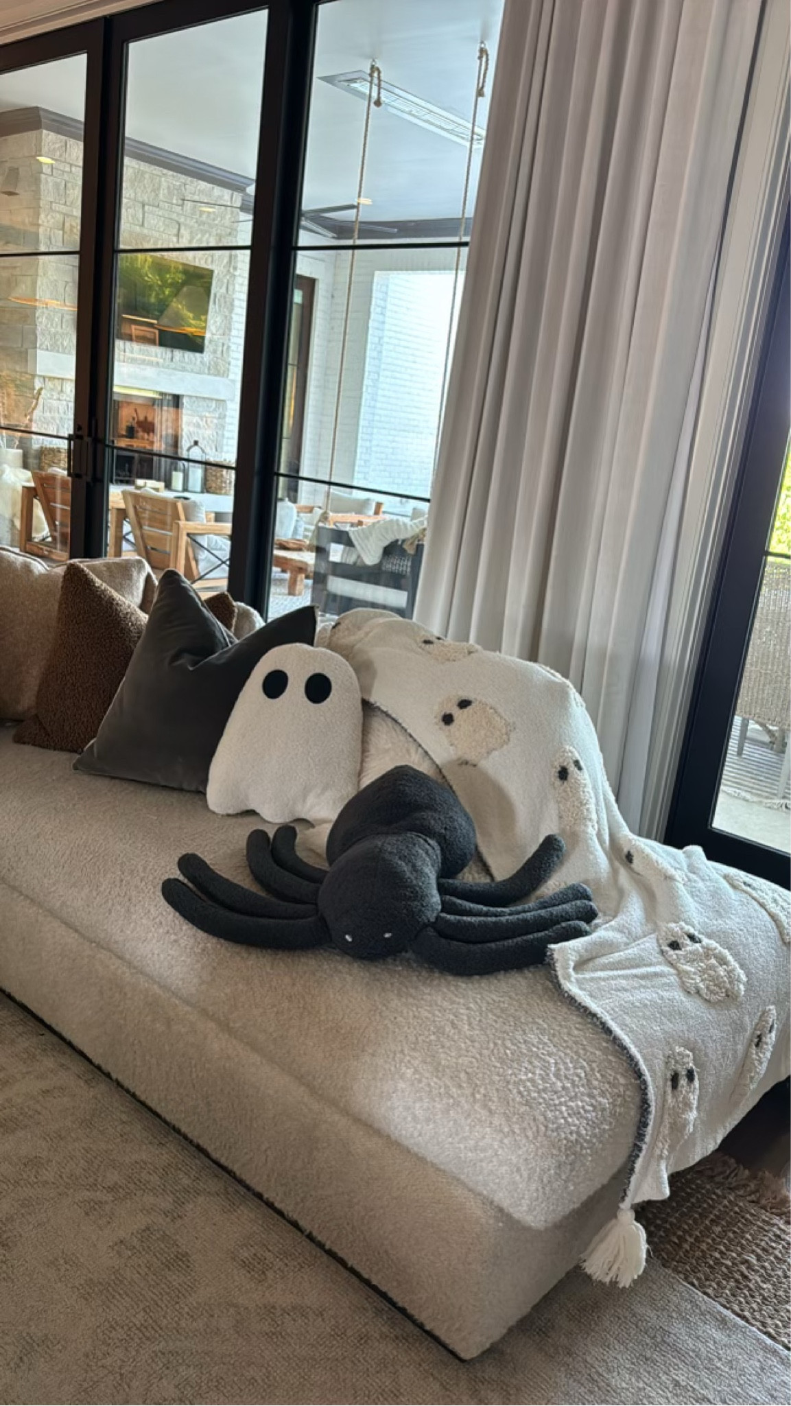 Sarah’s Halloween Collection with The Styled Collection! 