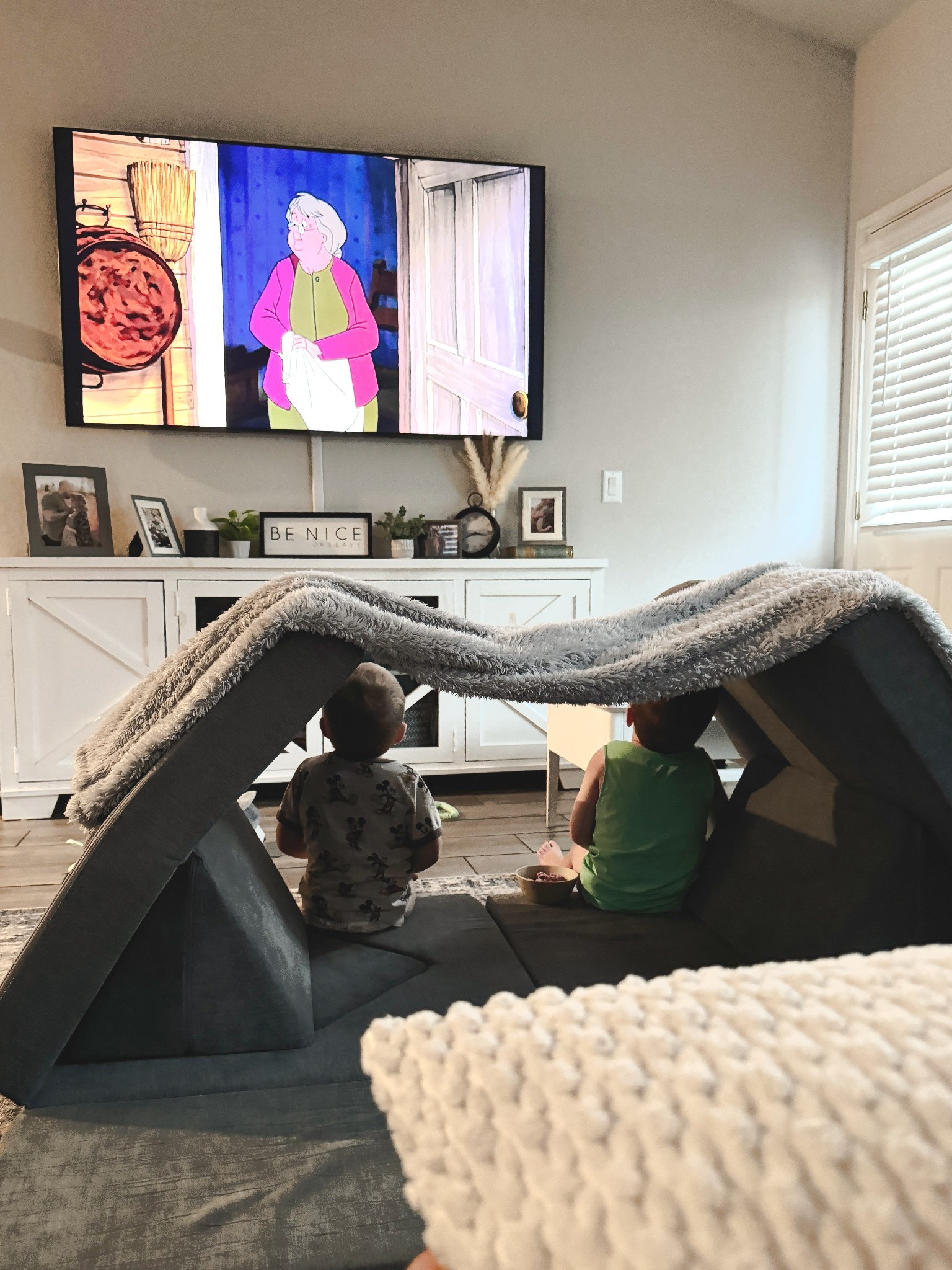 A little fort for movie night goes a long way + a Nugget (or dupe) will get you there. | 📽️⛺️🍿🦊 🐶 🫶🏼 

#LTKKids #LTKHome #LTKBaby